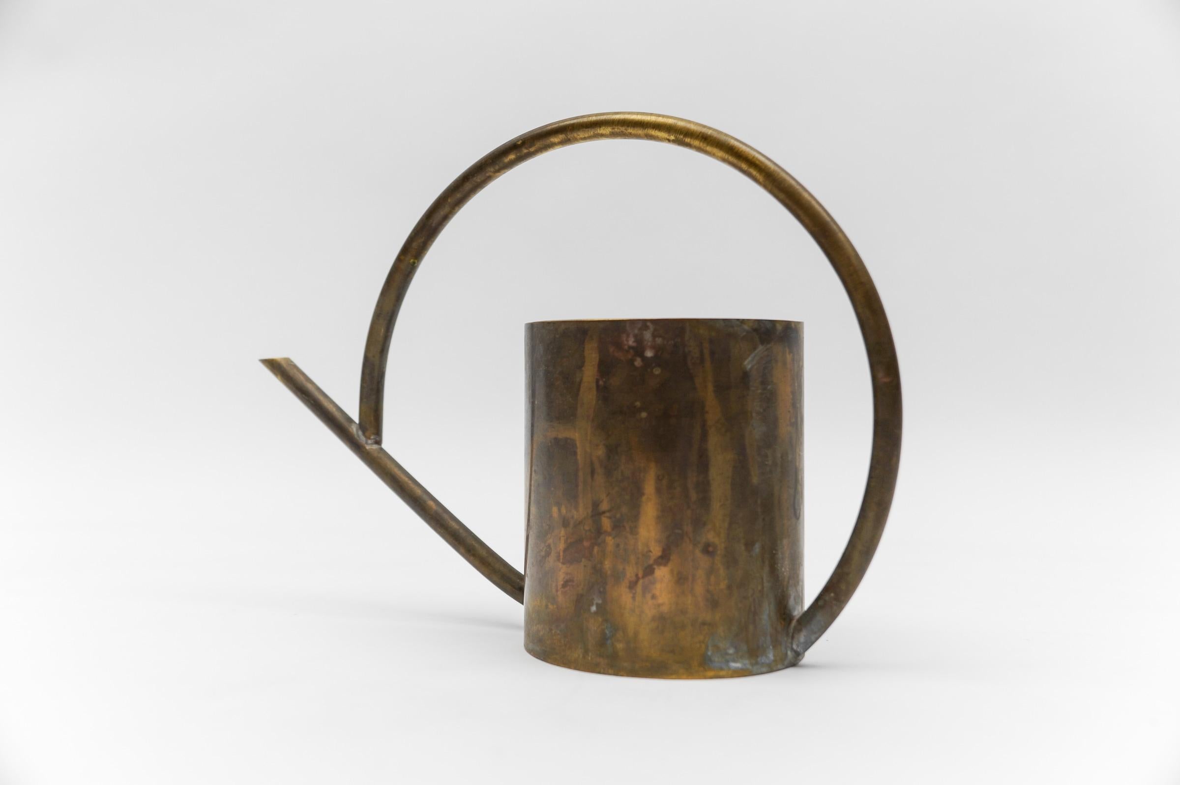 Mid-20th Century Art Deco Bauhaus  Watering Can in Massive Brass, 1930s / 1940s Germany For Sale