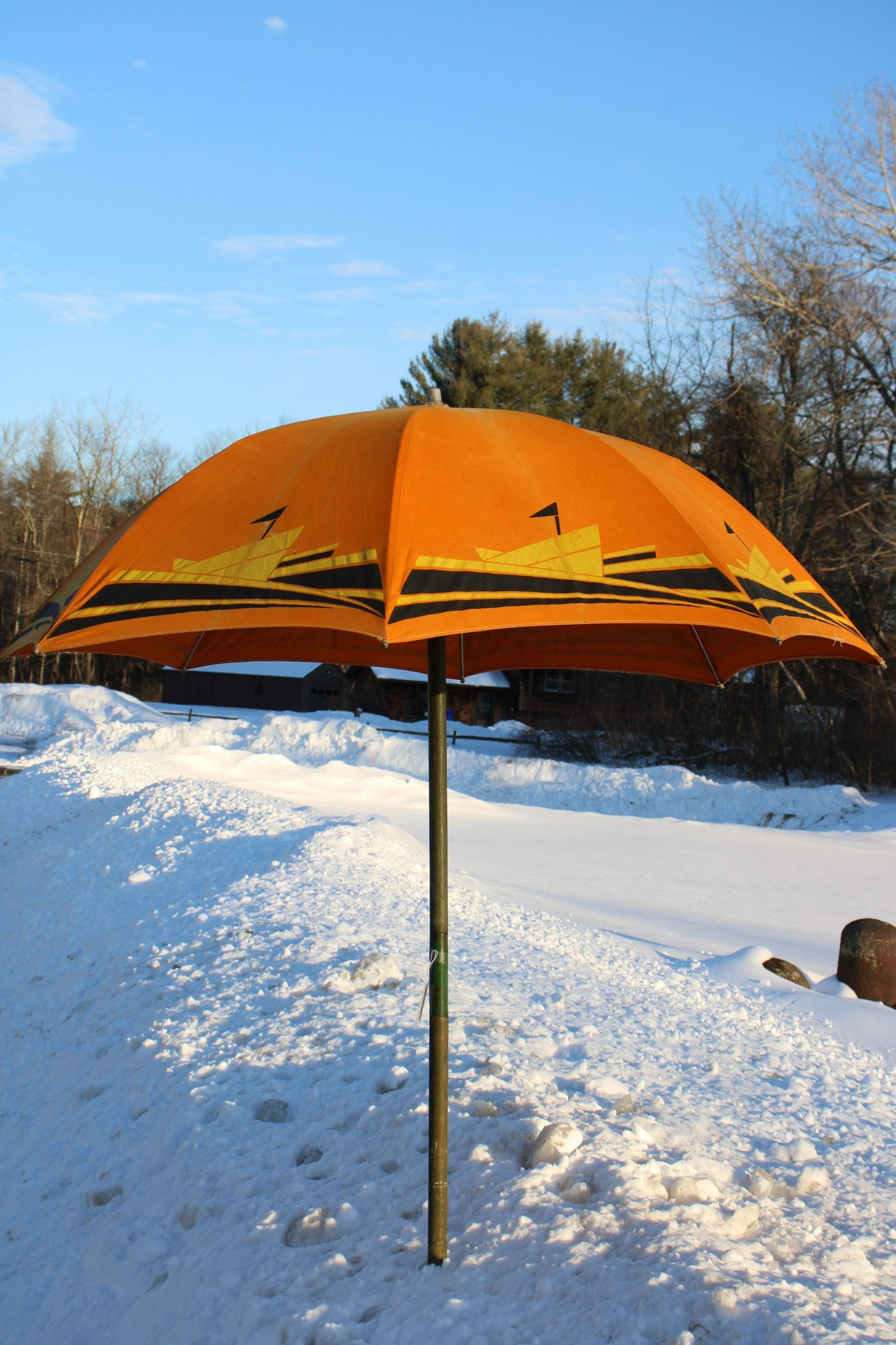 Art Deco Beach Umbrella with Steam Ship Motif For Sale 4