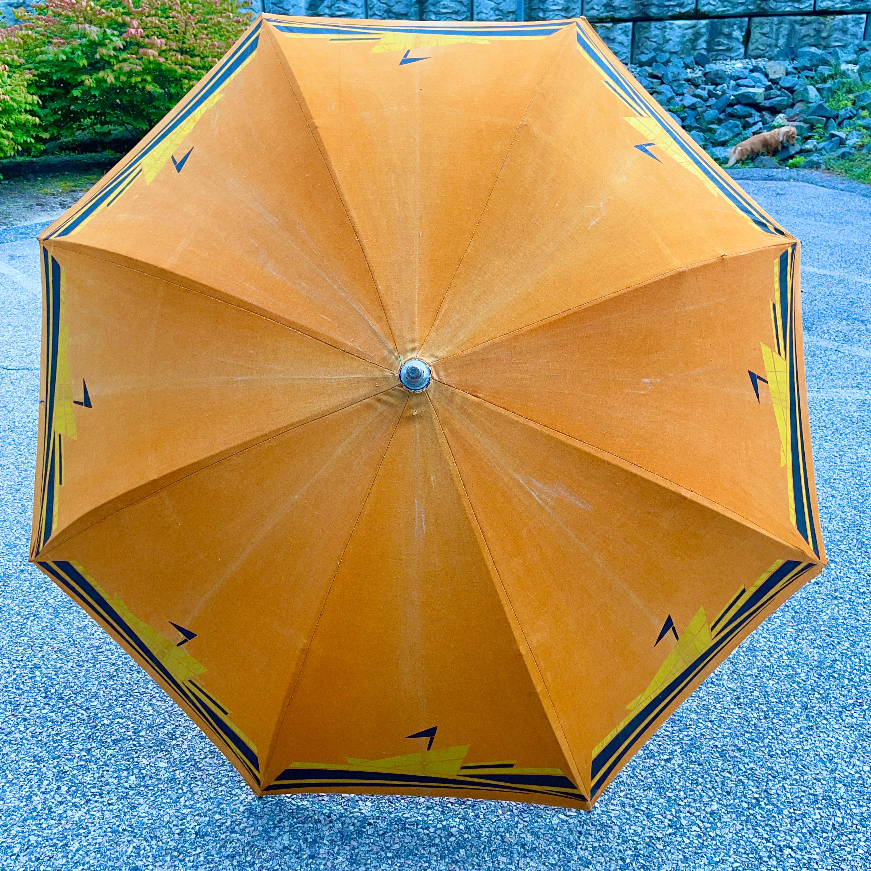 Mid-20th Century Art Deco Beach Umbrella with Steam Ship Motif For Sale