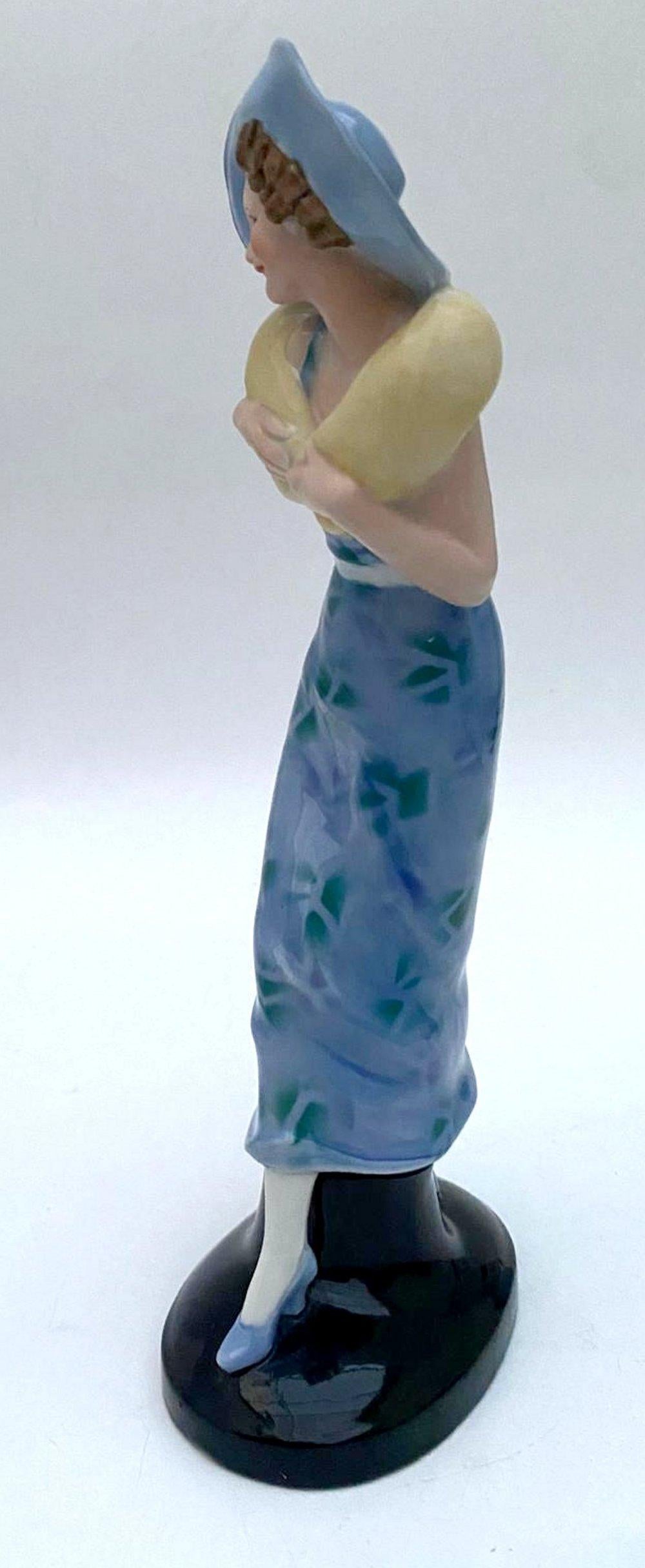 Figurina di bella ragazza flapper in stile Art Deco di Wagner & Apel, c1935 in vendita 5