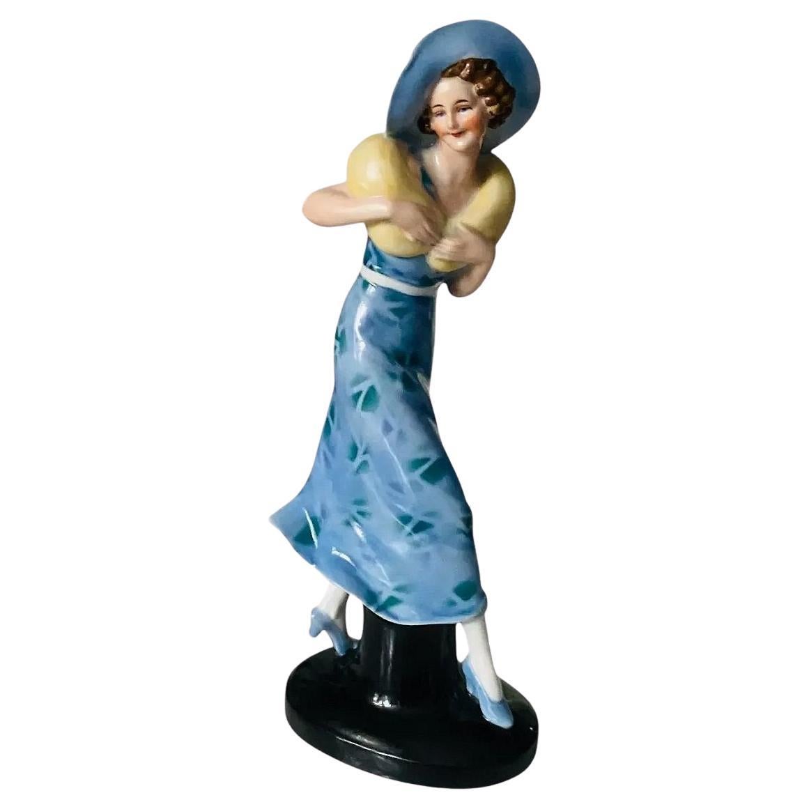 Art Deco Beautiful Flapper Girl Figurine By Wagner & Apel, c1935 For Sale
