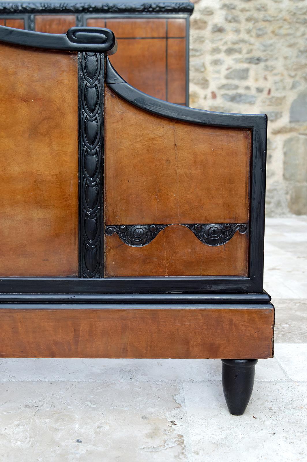 Art Deco bed, Carved wood, France, Circa 1920 For Sale 2