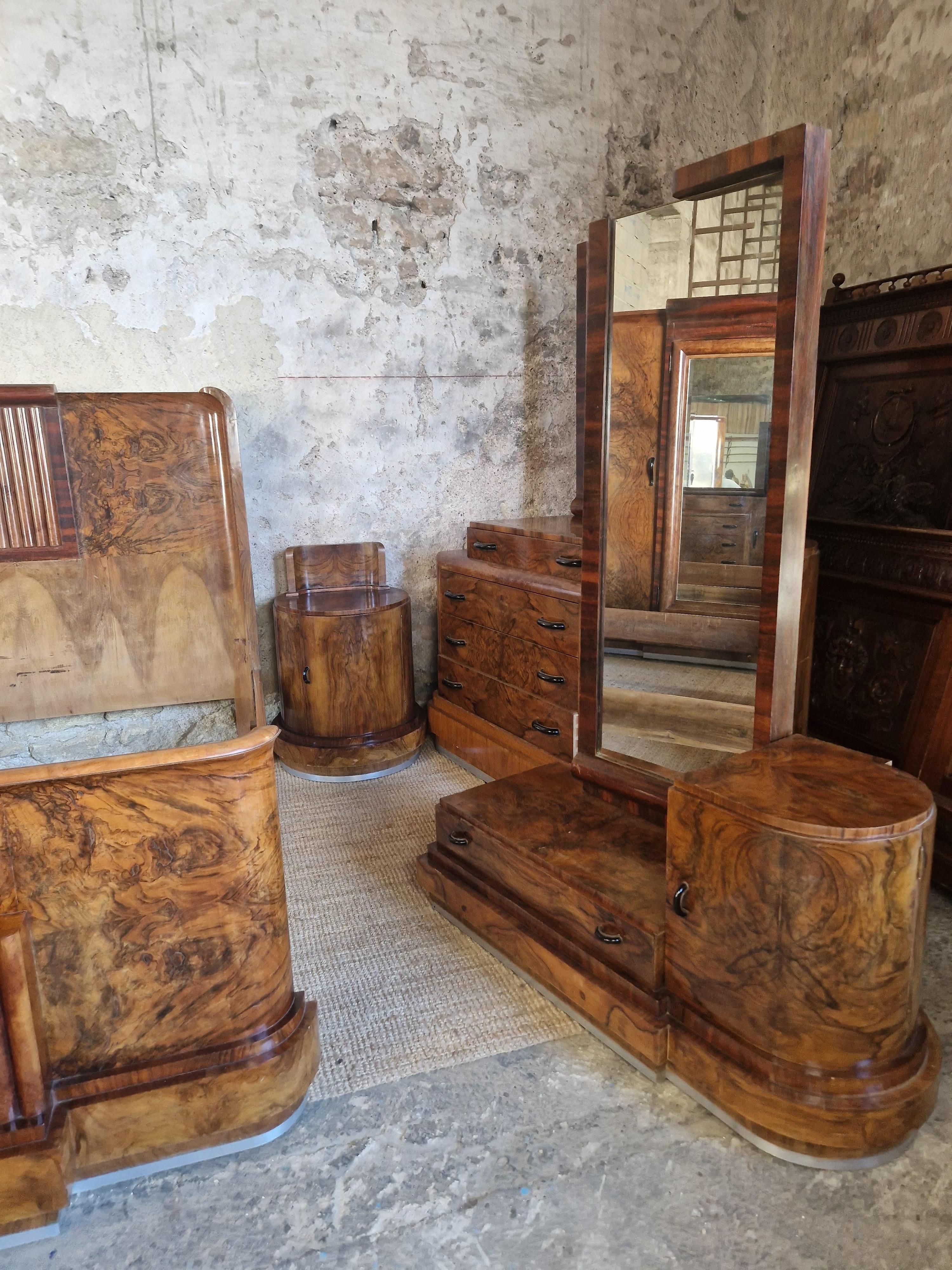 Art Deco Bedroom Set By Fratelli Conte 5