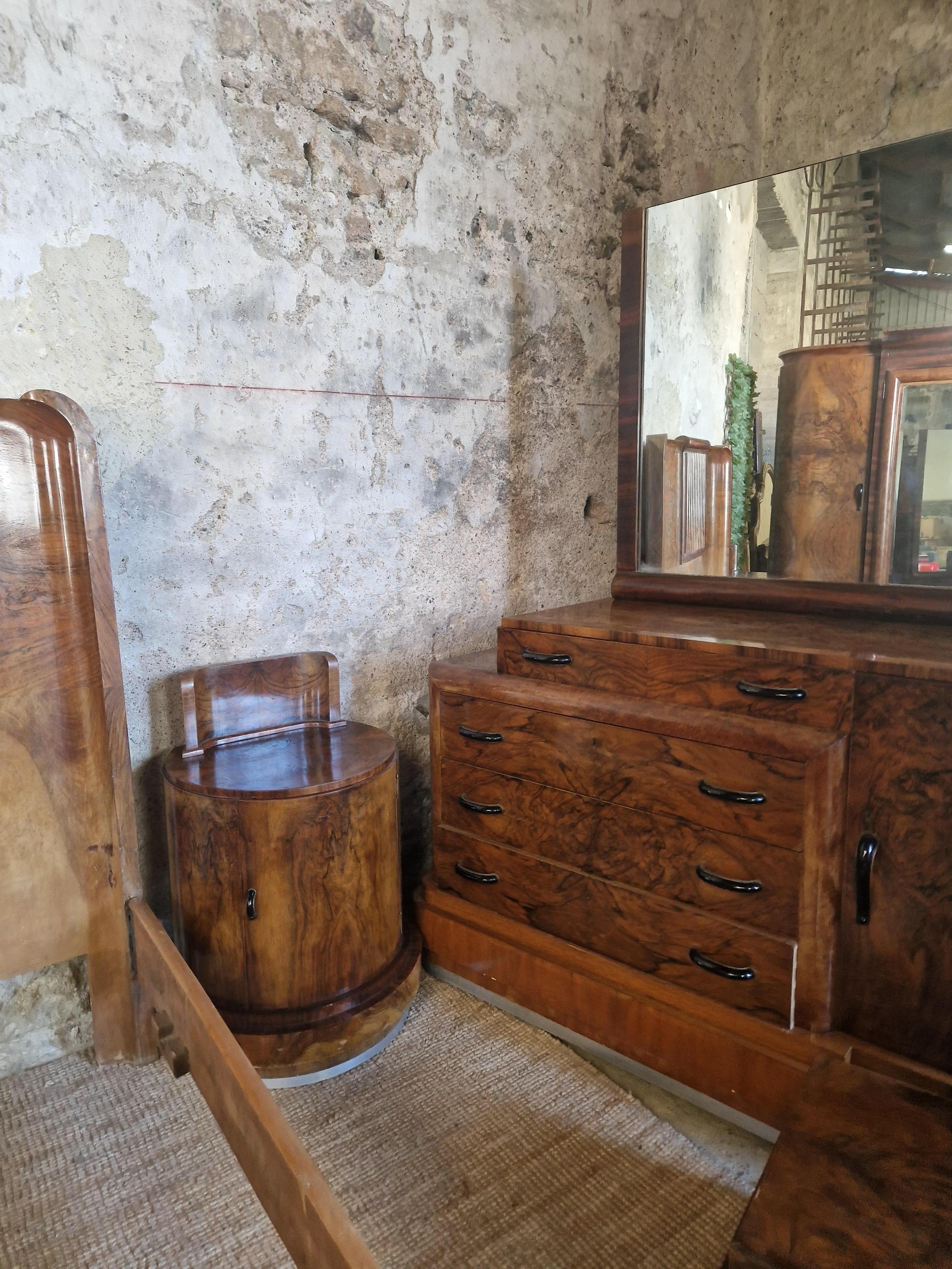 Art Deco Bedroom Set By Fratelli Conte 6