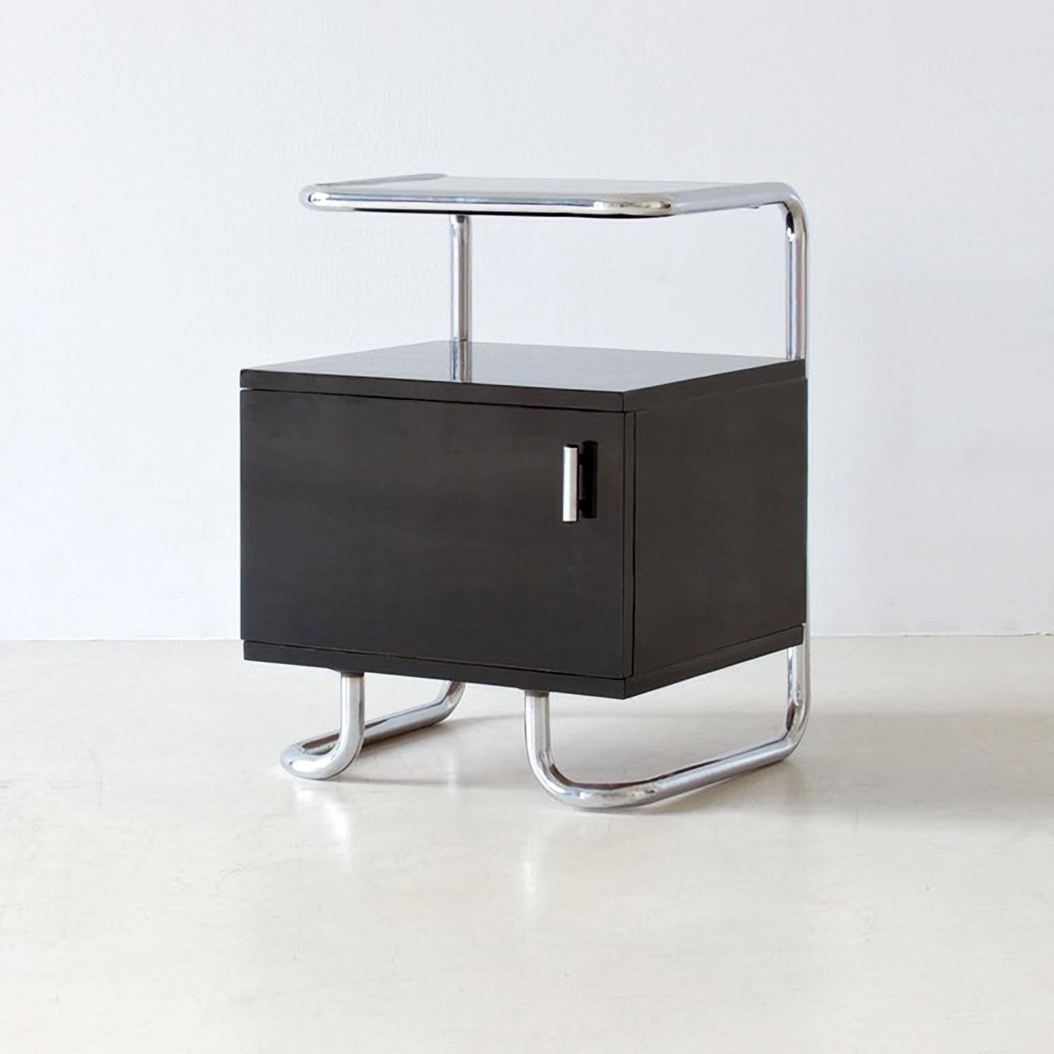 Modern Art Deco Bedside Cabinets in Black Glossy Lacquered Wood and Chromed Steel, 1930 For Sale