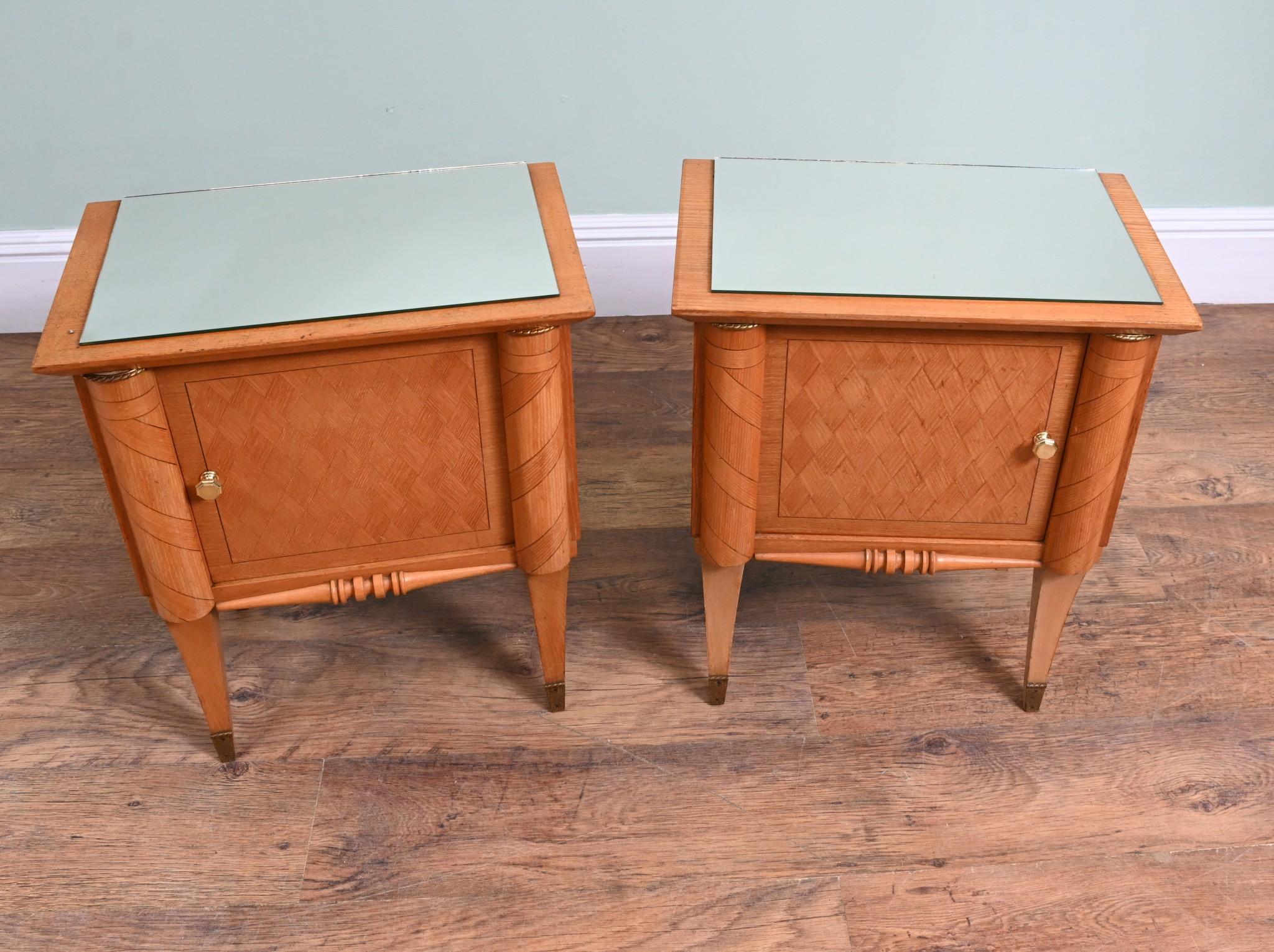 Comodini Art Deco Anni '30 in noce italiano in vendita 1