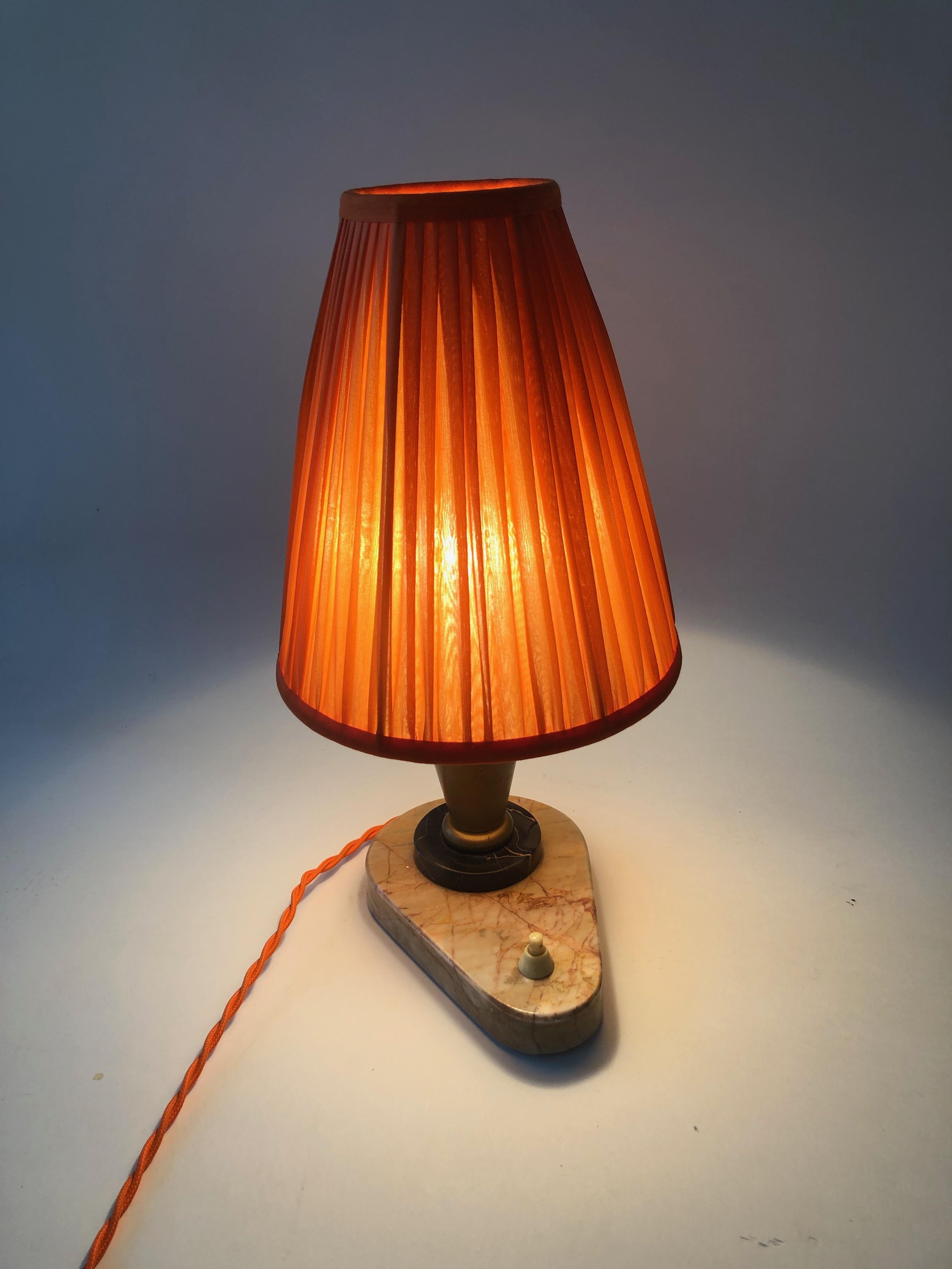 Marbre Lampe de table de chevet Art Déco de République tchèque en vente