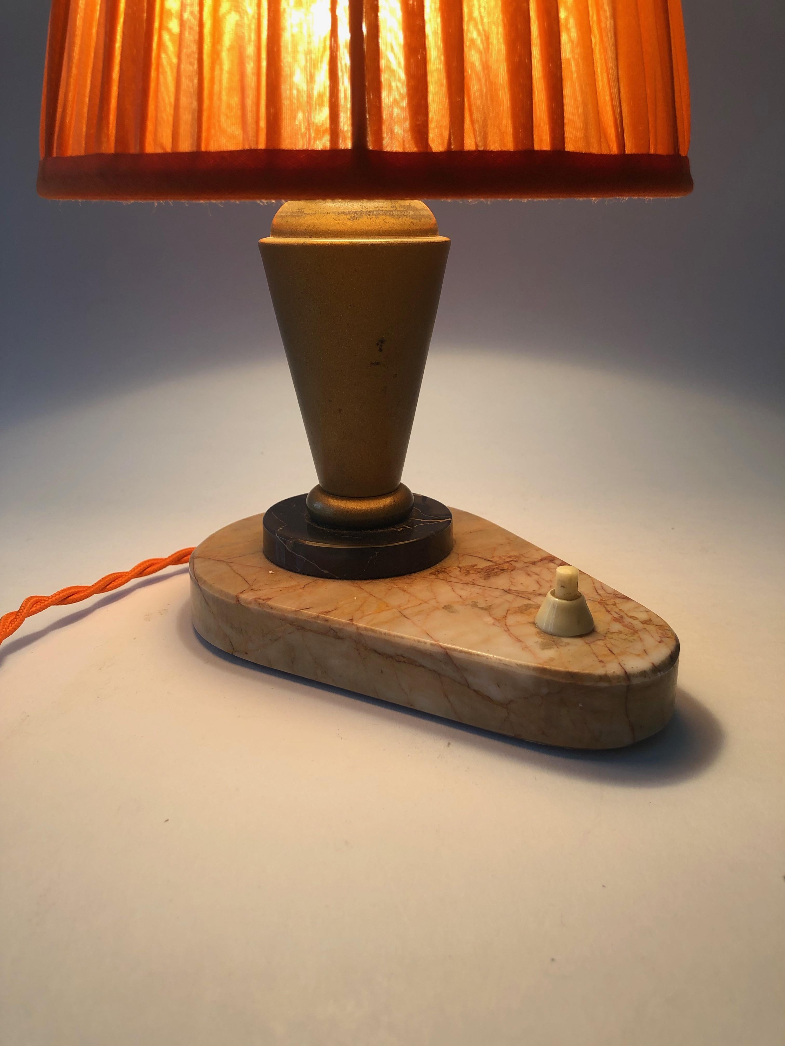 Lampe de table de chevet Art Déco de République tchèque en vente 1