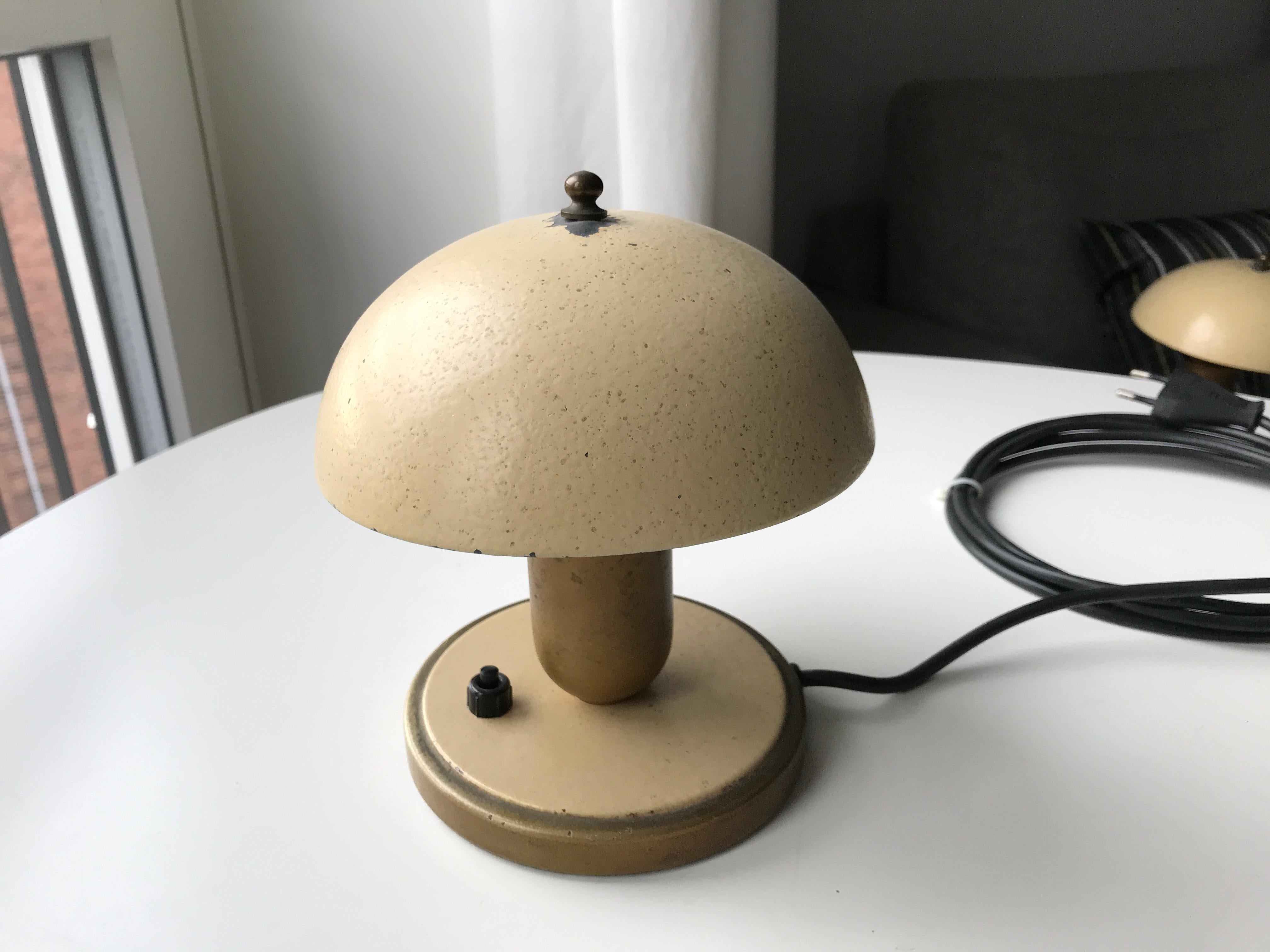 Art Deco Bedside Table Lamps 14