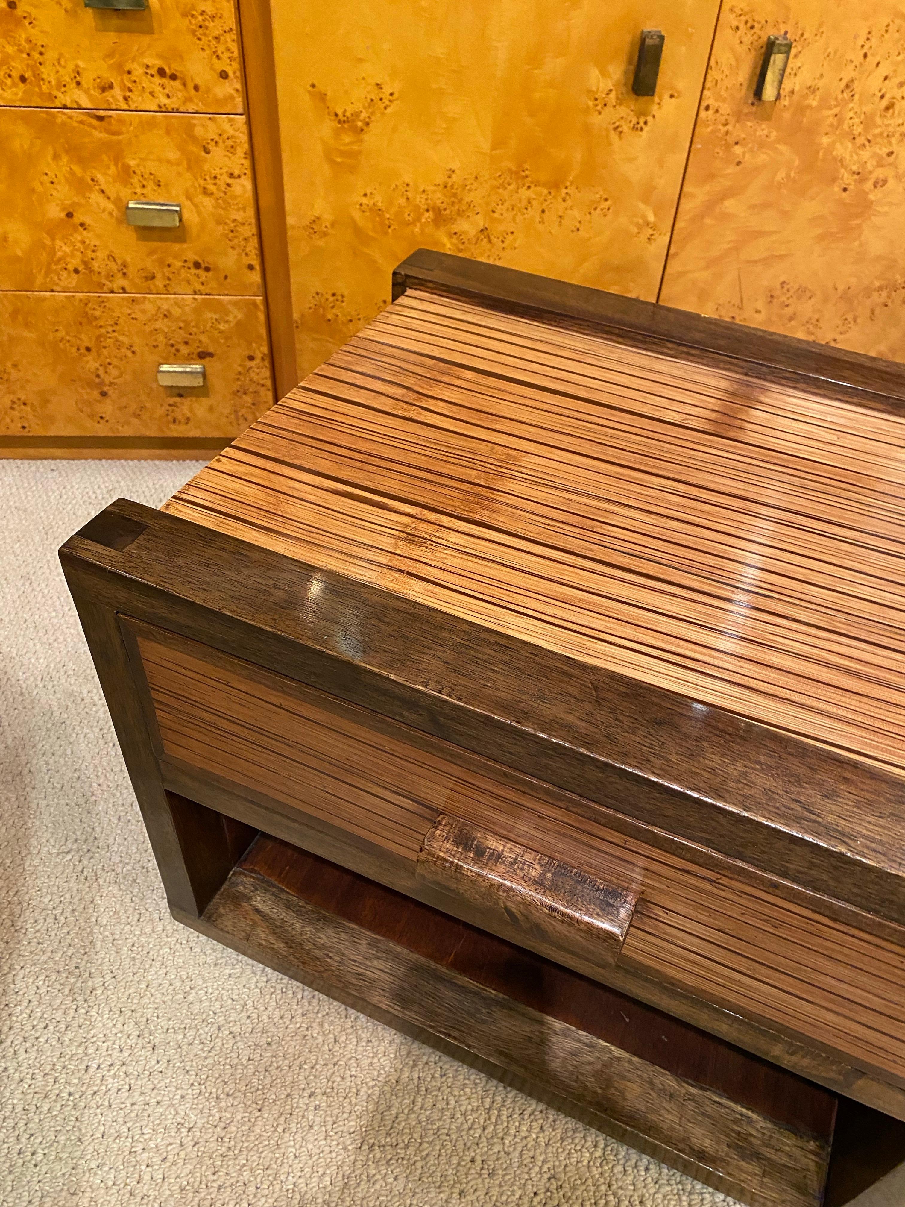 Mesillas Art Decó Años 80 Zebra Roble Madera Cajones Vintage Cajones Lacados en Bueno estado para la venta en London, GB