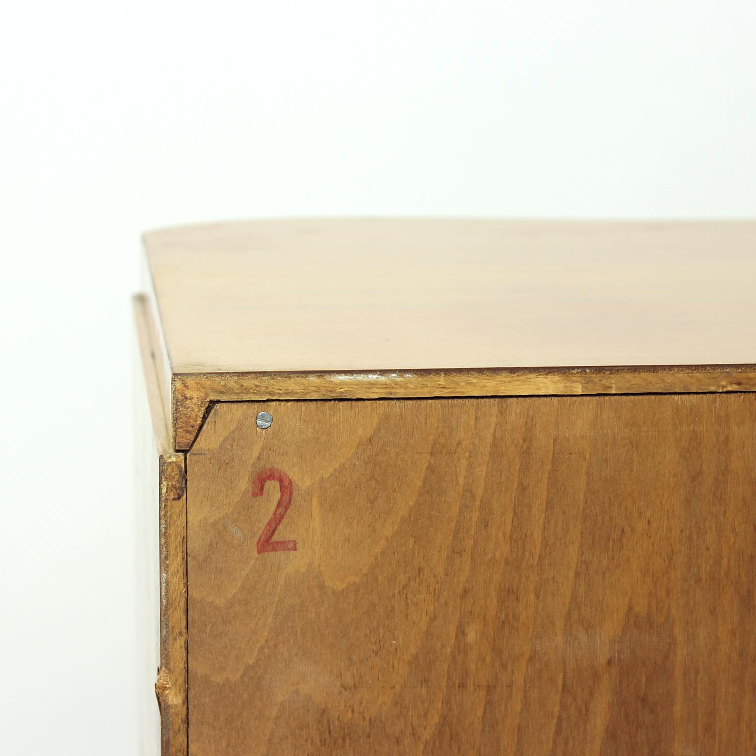 Tables de chevet Art déco par Jindřich Halabala pour Up Závody, années 1930 en vente 7