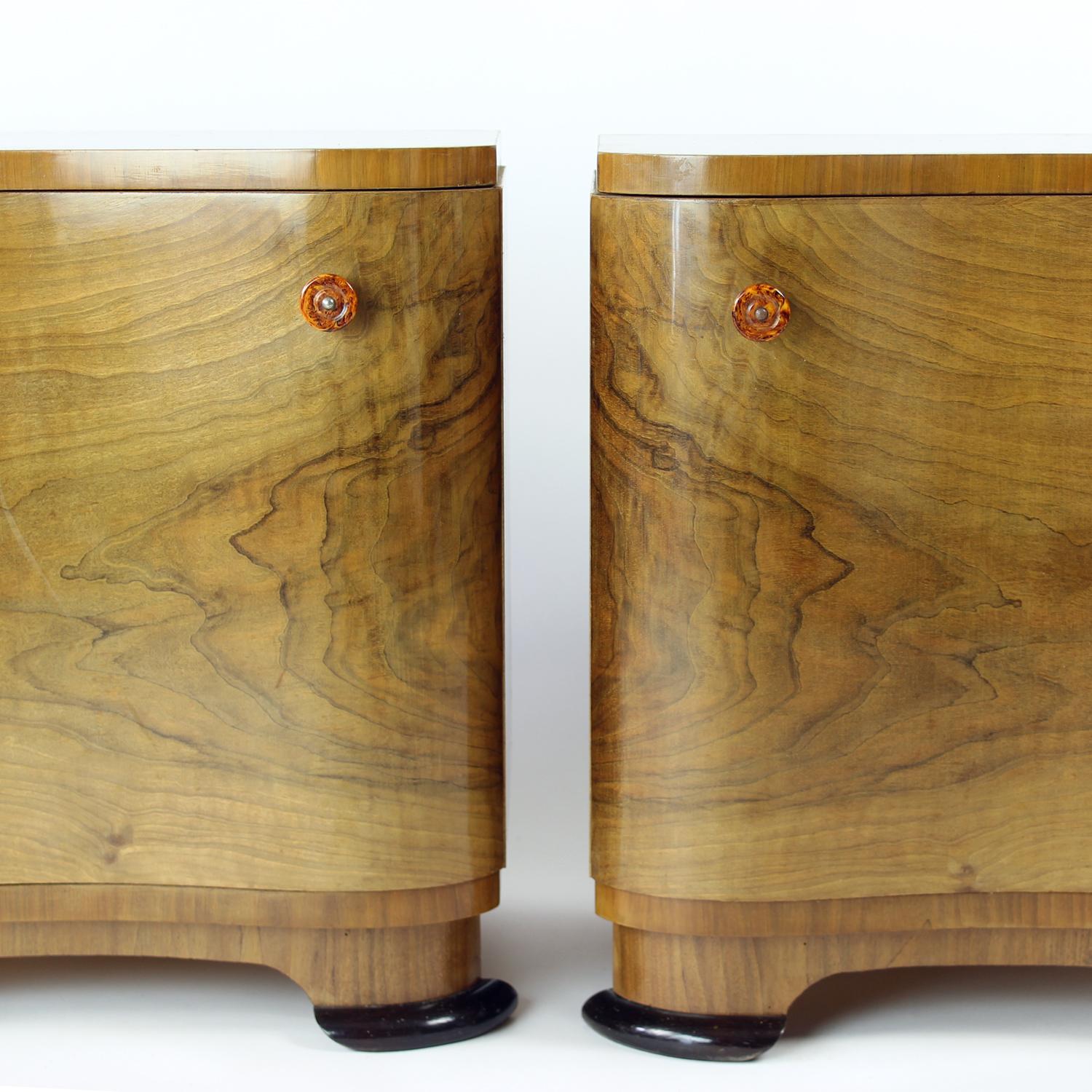 Comodini Art Déco di Jindřich Halabala per UP Závody, anni '30 in vendita 12