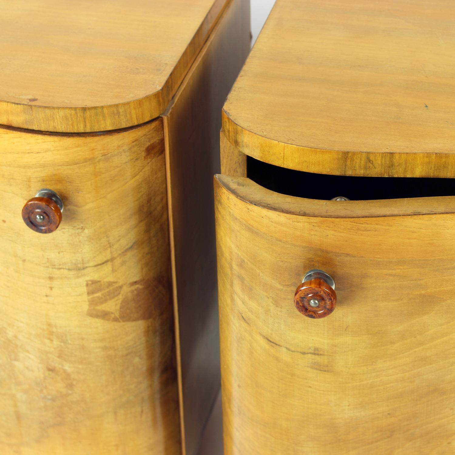 Tchèque Tables de chevet Art déco par Jindřich Halabala pour Up Závody, années 1930 en vente