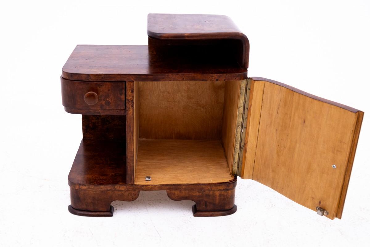 Art-Déco-Nachttische aus den 1950er Jahren, Polen. (Holz)