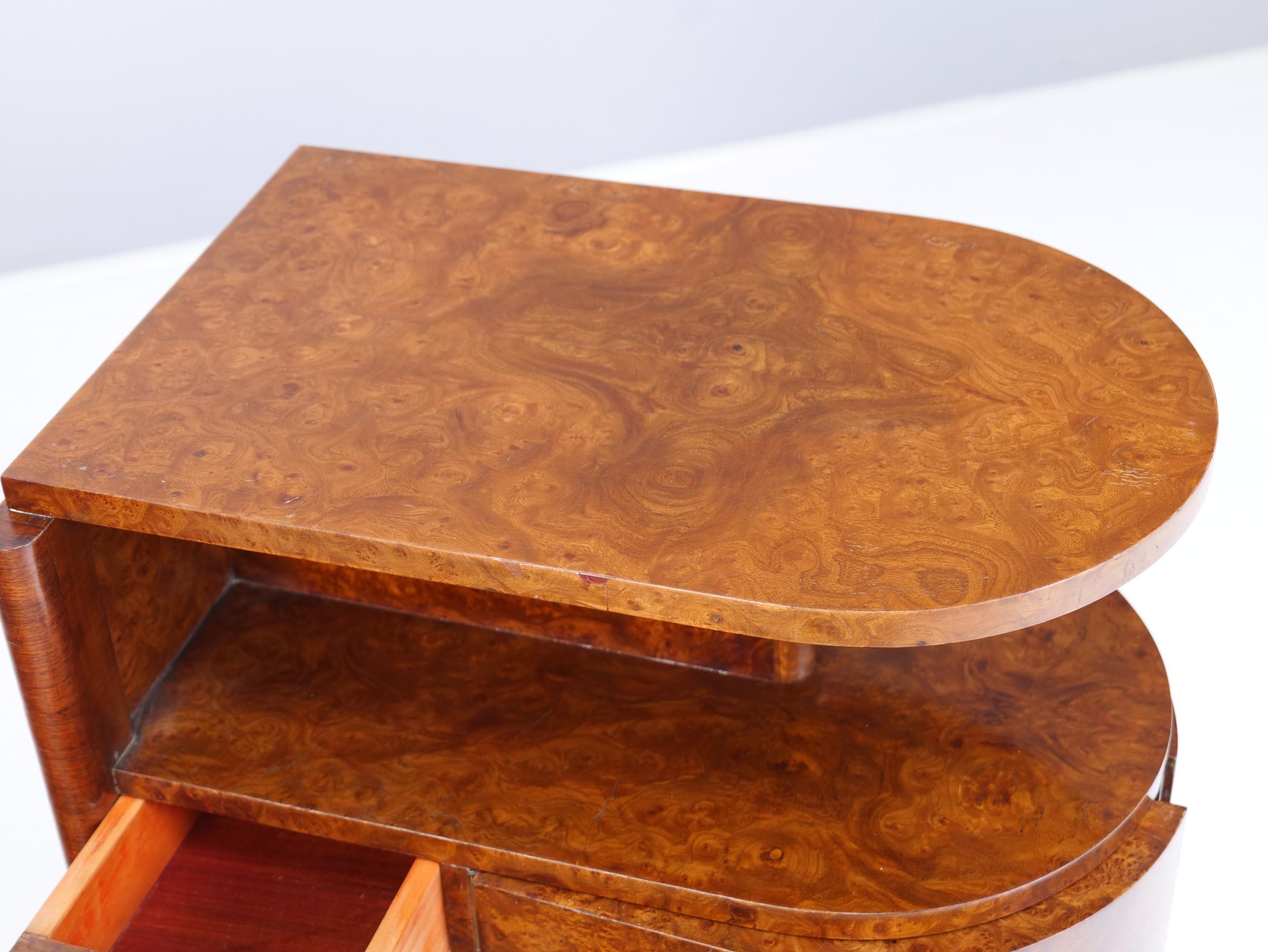 Mid-20th Century Art Deco Bedside Tables in Ash and Burl Wood, Set of 2 Produkt-überblick Artikel