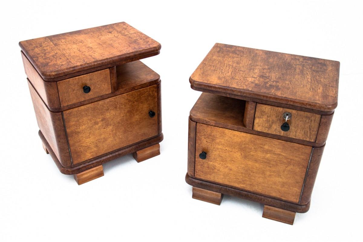 A set of bedside tables in the Art Deco style from the mid-twentieth century.

Furniture in very good condition, after professional renovation.

Dimensions: H 51 cm / W 52 cm / D. 37 cm.

