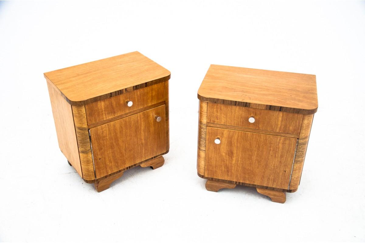 Art Deco bedside tables, Poland, 1950s

Very good condition, after professional renovation.

Wood: oak

Dimensions: height: 52 cm, width: 49 cm, depth: 34 cm.
