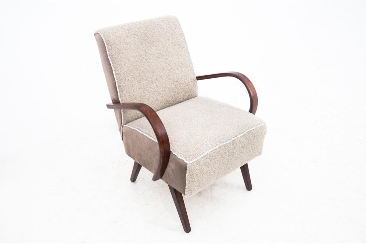 Art déco Fauteuil Art Déco beige bouclé, République tchèque en vente