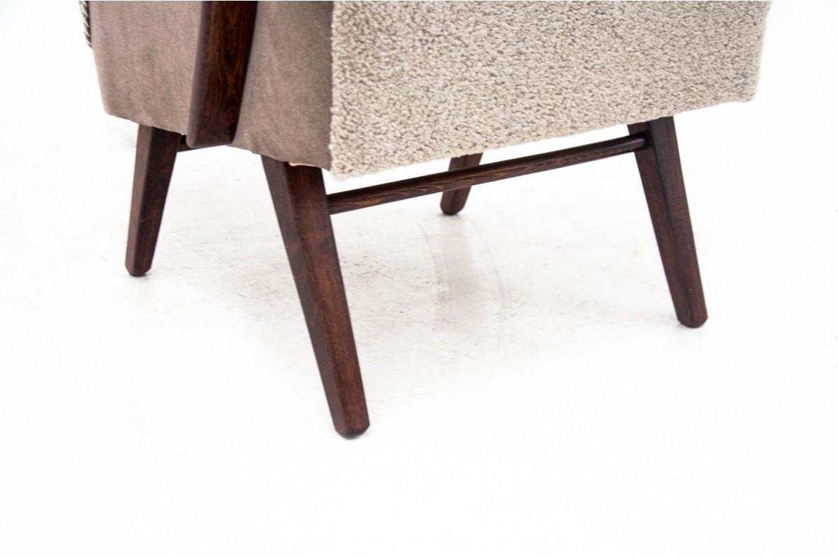 Fauteuil Art Déco beige bouclé, République tchèque en vente 1