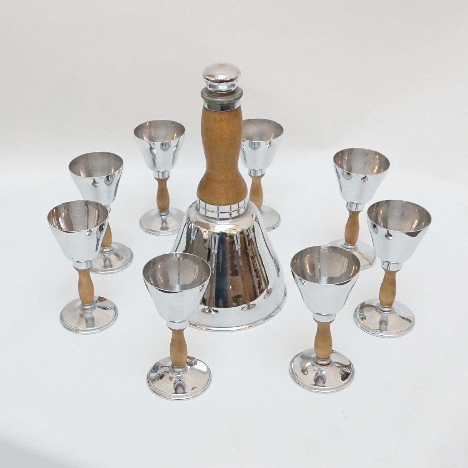 Art Deco Bell Cocktail Shaker Set In Good Condition In Forest Row, East Sussex