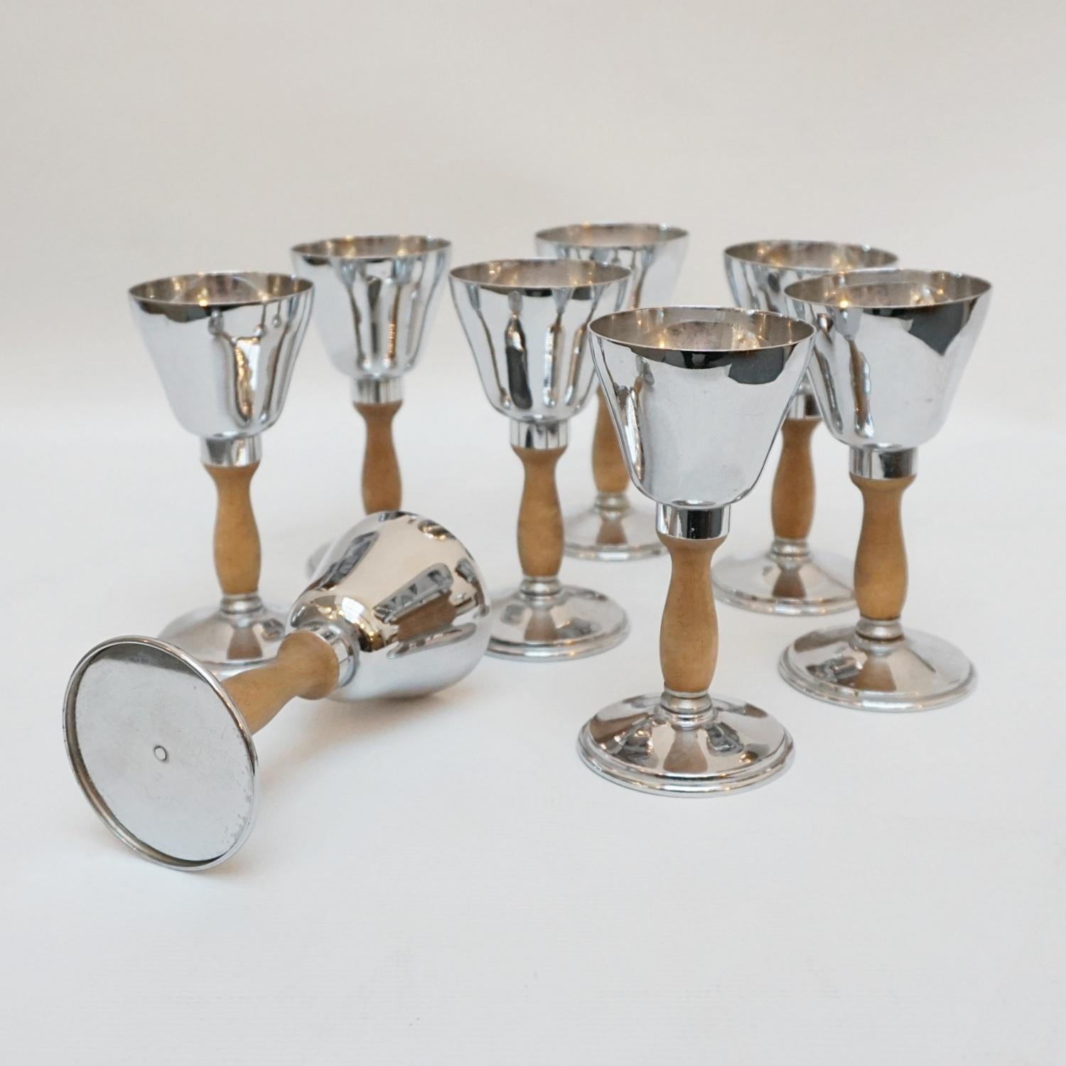 Metal Art Deco Bell Cocktail Shaker Set