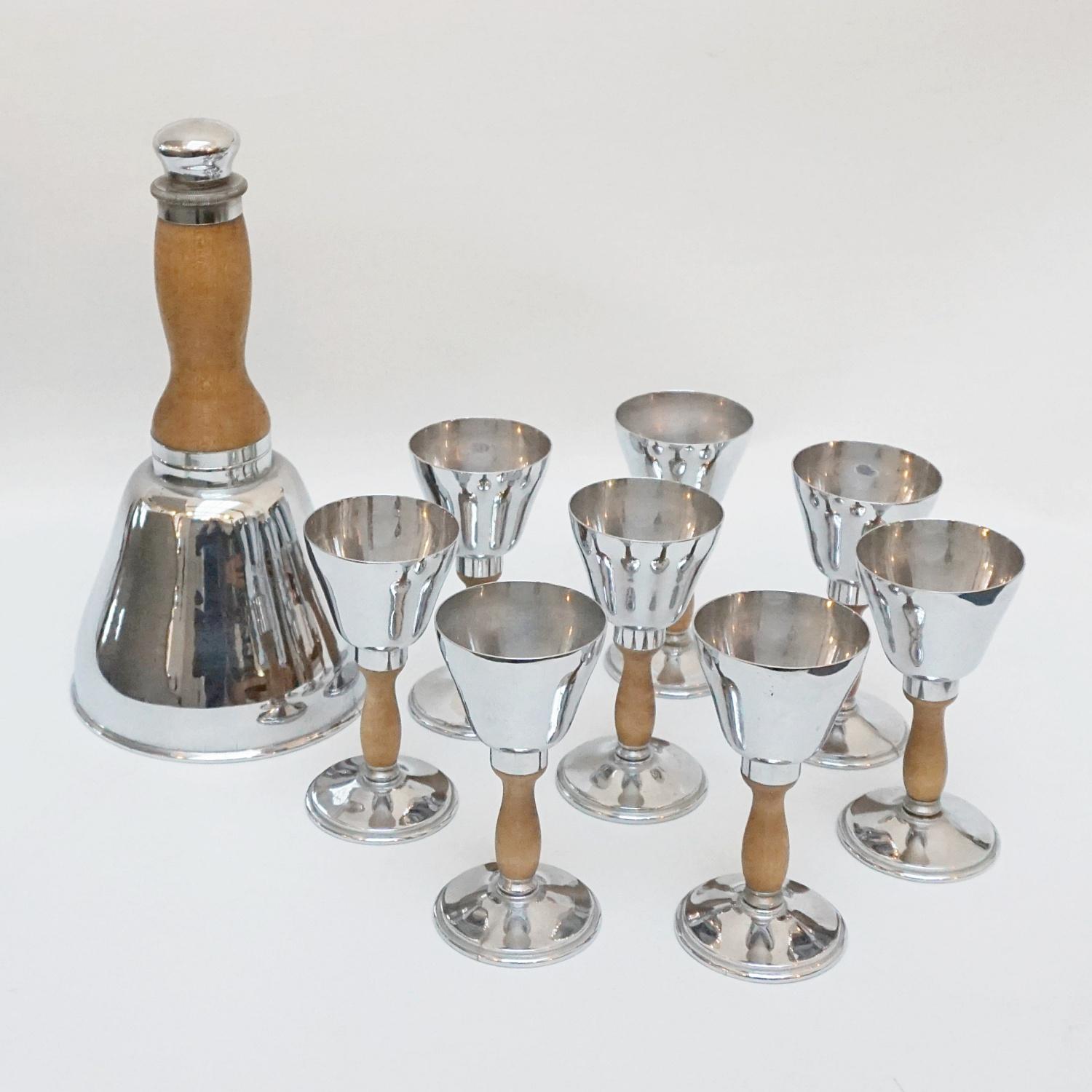 Art Deco Bell Cocktail Shaker Set 1