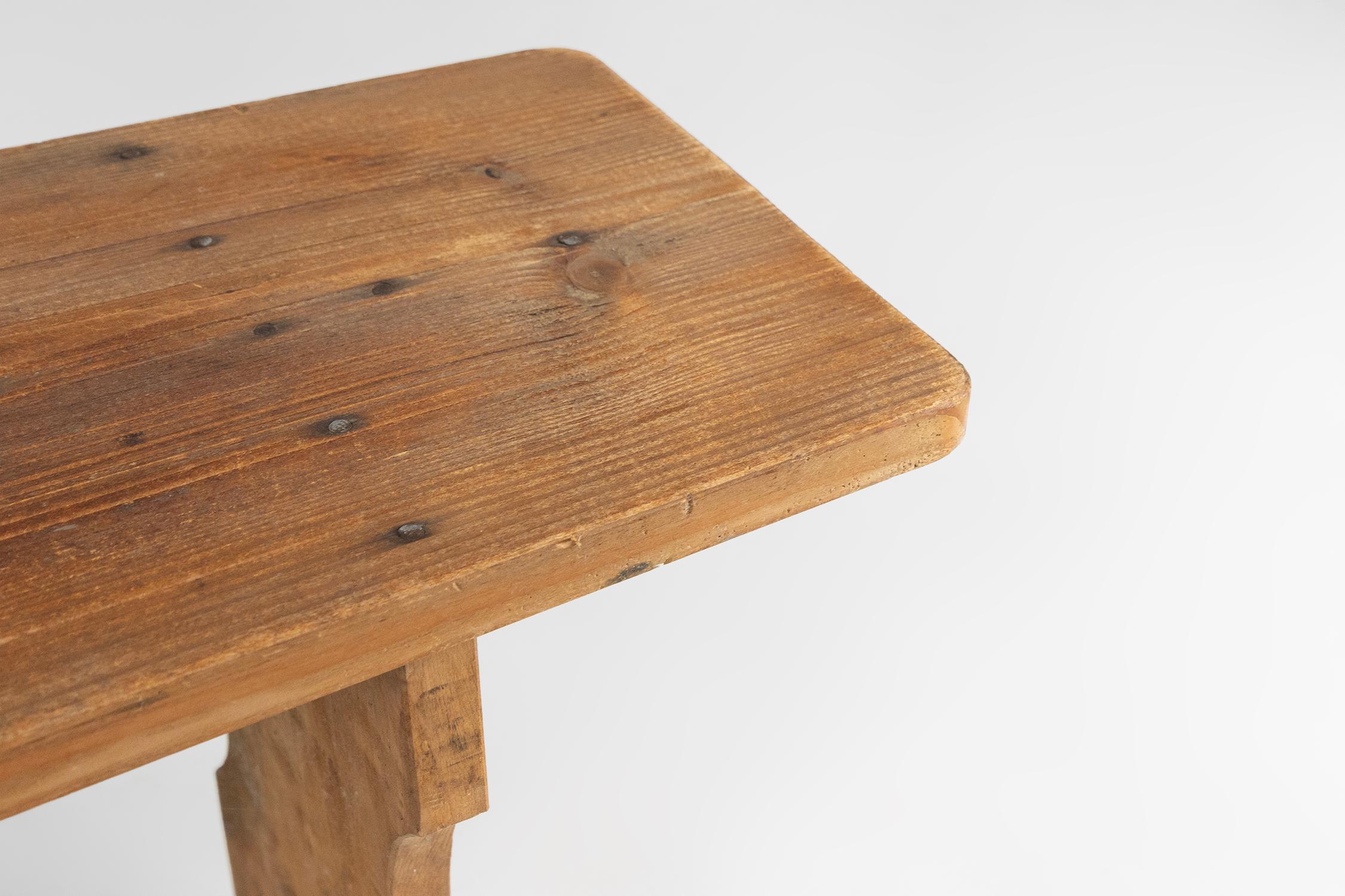 Banc Art déco en bois massif, France, vers 1940 en vente 1