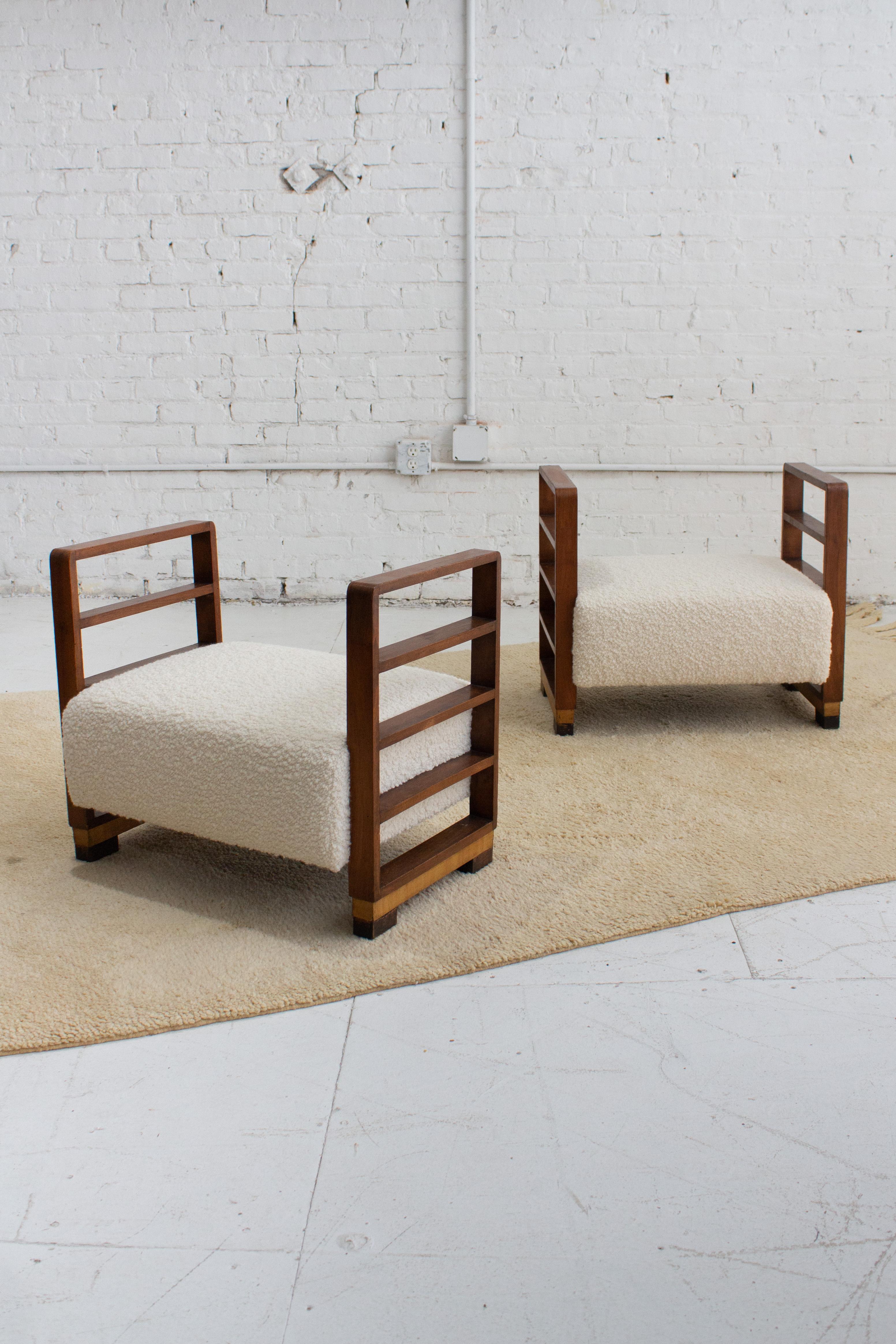 Mid-20th Century Art Deco Benches Attributed to Paolo Buffa for Arrighi - a Pair