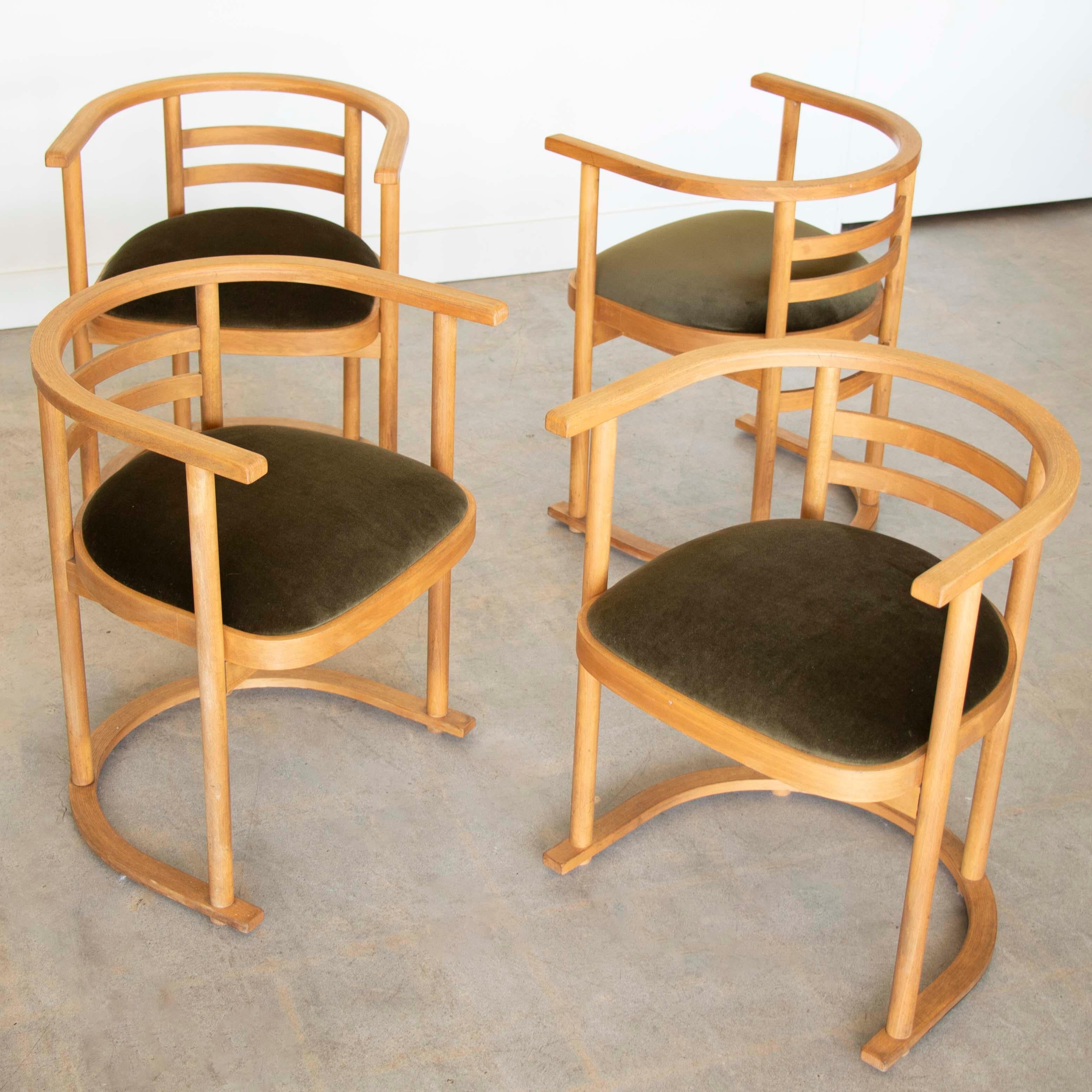 Sedie in bengala Art Déco nello stile di Josef Hoffmann, set di 4 pezzi In condizioni buone in vendita a Los Angeles, CA