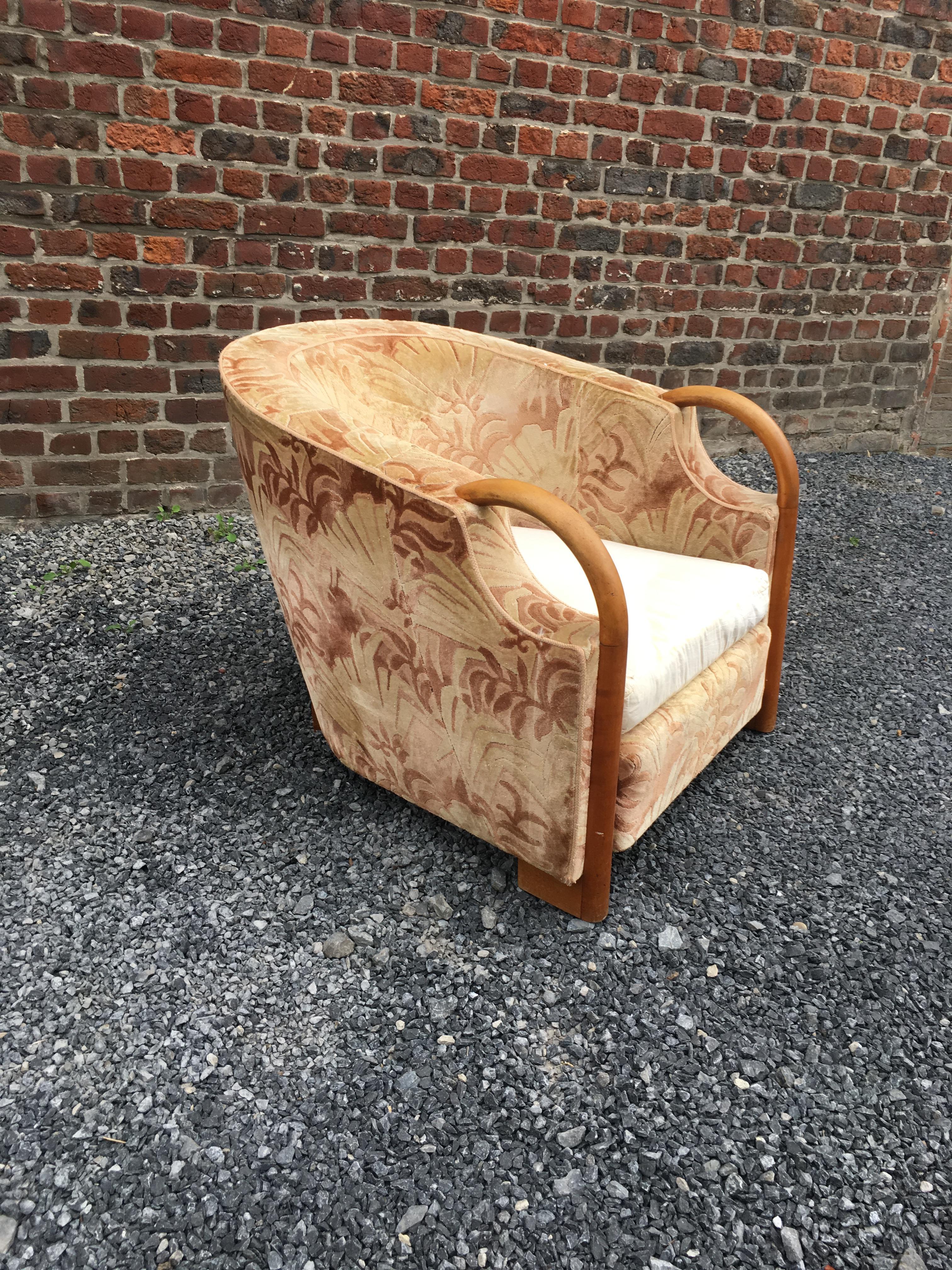 French Art Deco Bergere Chair in Walnut and Velvet, circa 1930 For Sale