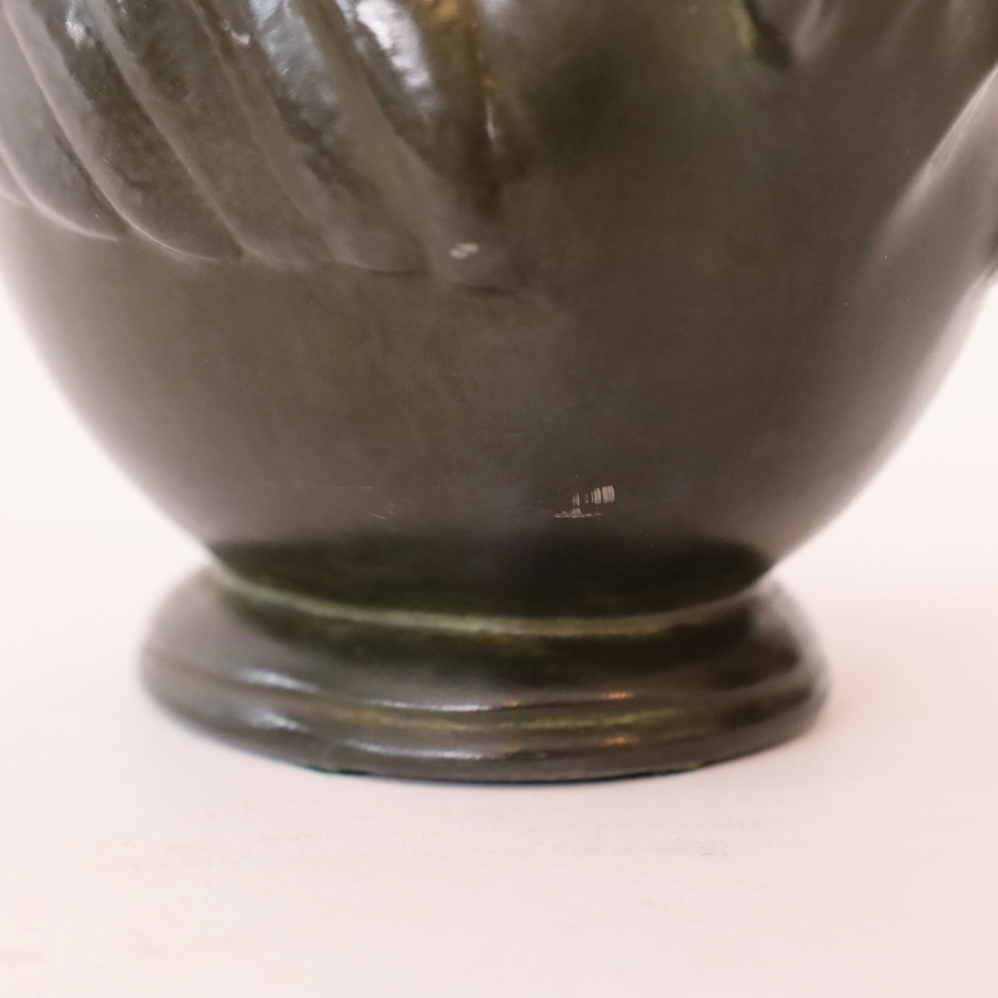 Vase art déco en forme d'oiseau par Just Andersen, années 1930, Danemark en vente 3