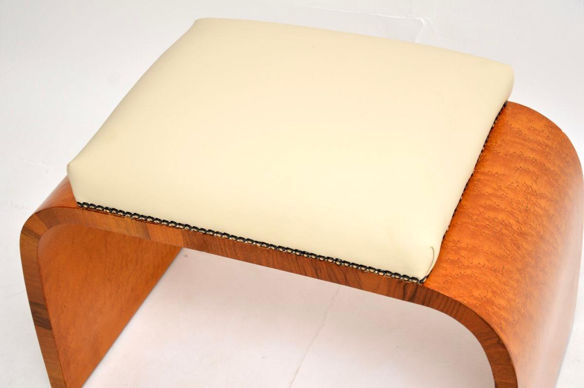 Tabouret Art Déco en érable à œil d'oiseau et cuir en vente 1