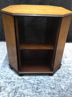 Art Deco Bird's-Eye Maple and Walnut Coffee Table Cocktail Cabinet