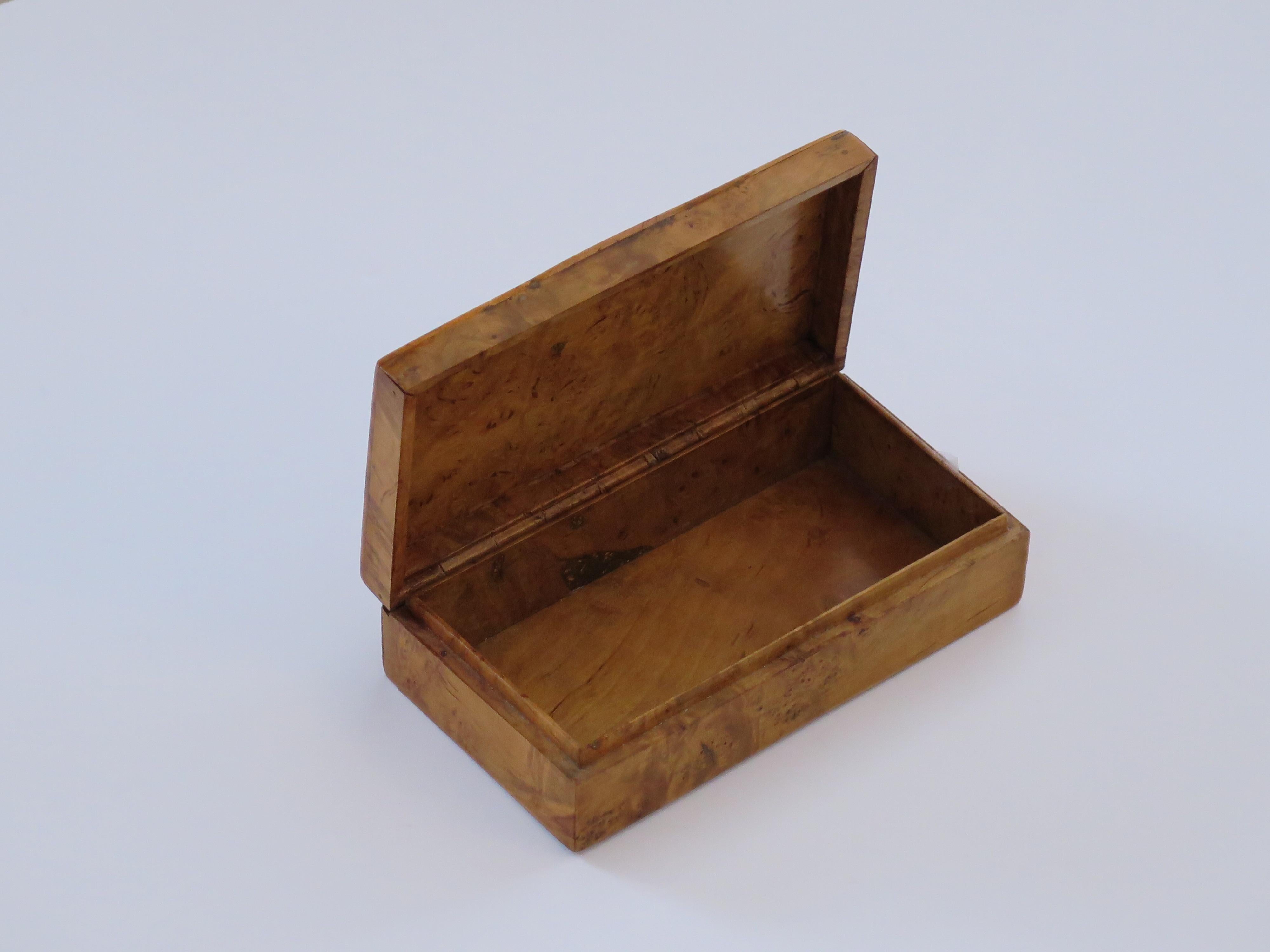 Art Deco Birds-eye Maple Box with hinged lid, circa 1925 For Sale 3