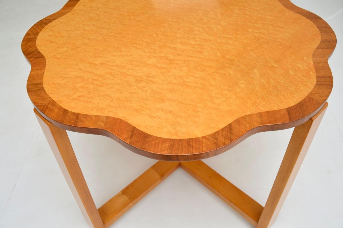 Table basse gigogne art déco en érable moucheté en vente 3