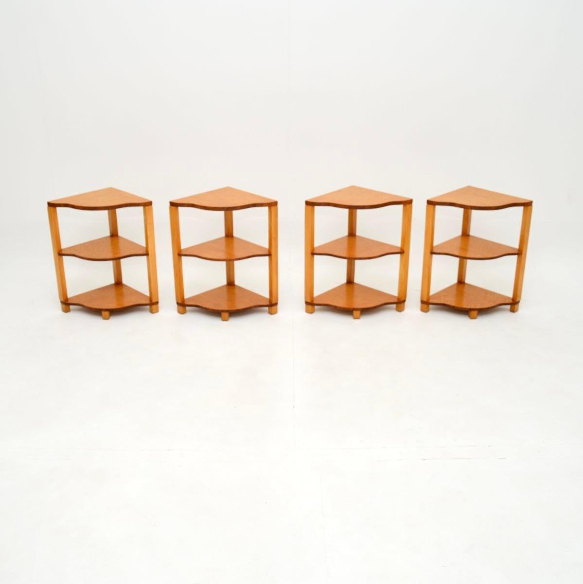 Table basse gigogne art déco en érable moucheté en vente 4