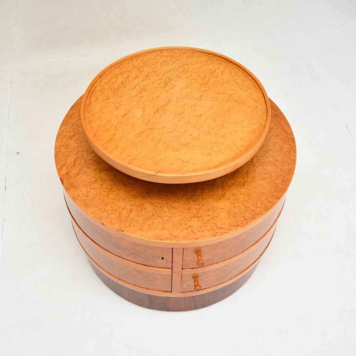 Érable piqué Table d'appoint Art Déco en érable moucheté en vente
