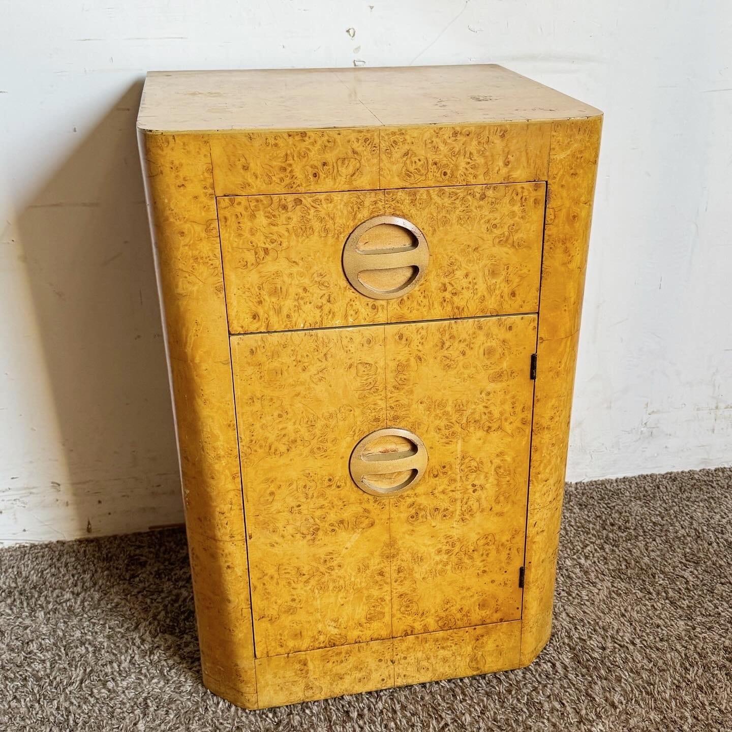 Art Deco Birds Eye Maple Veneer Nightstand/End/Side Table In Good Condition In Delray Beach, FL