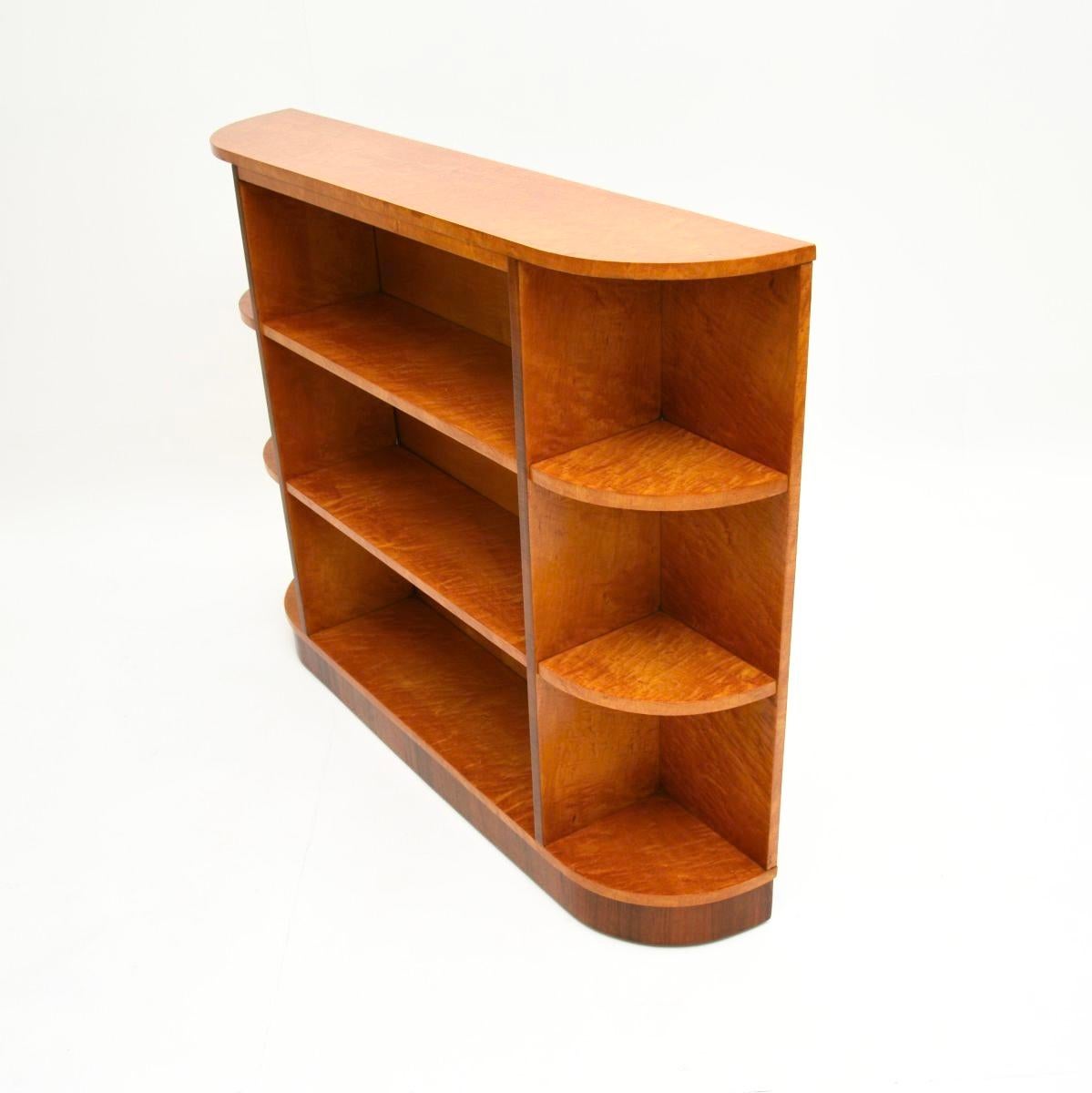 Art Deco Birdseye Maple Open Bookcase In Good Condition For Sale In London, GB