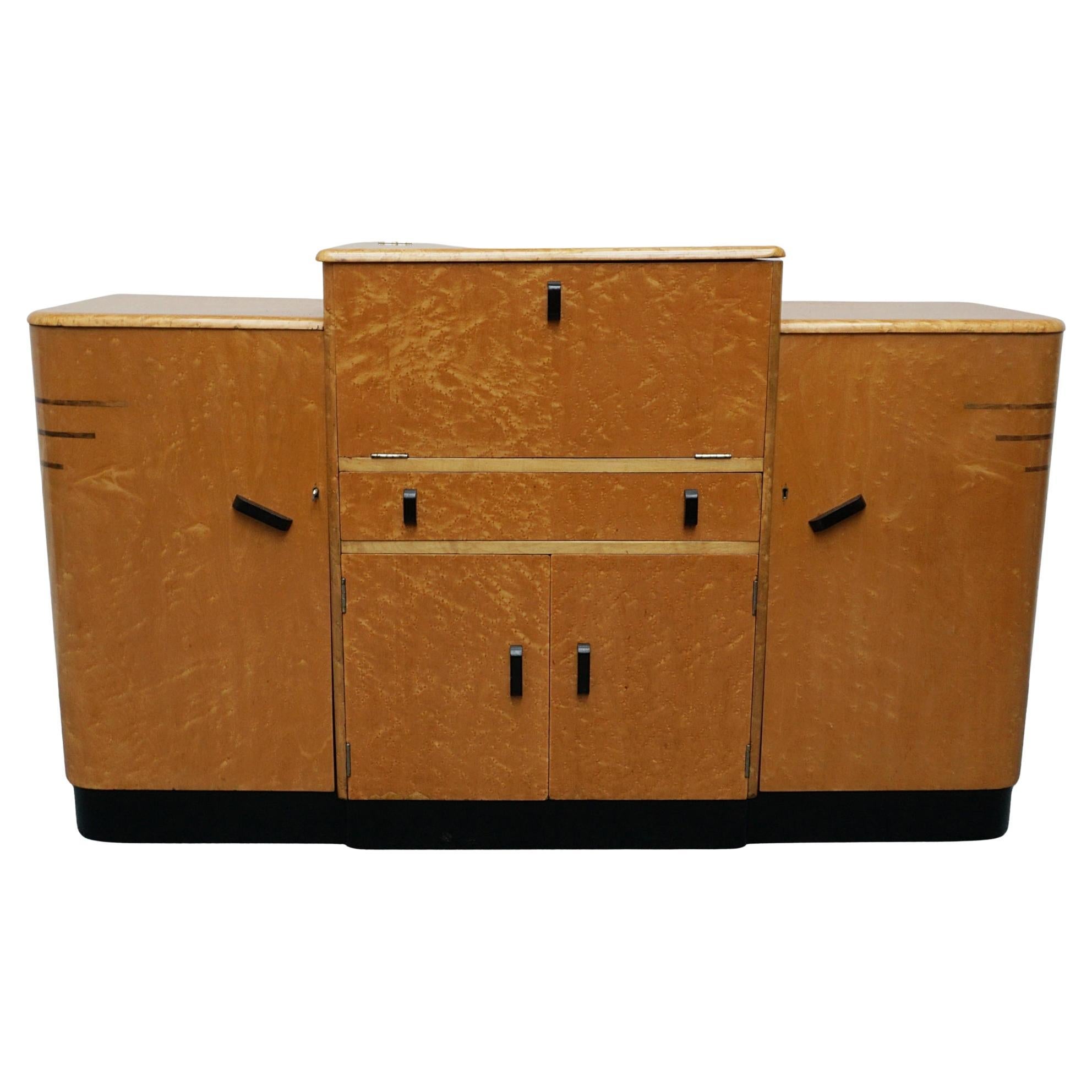 Buffet Art Déco en érable piqué