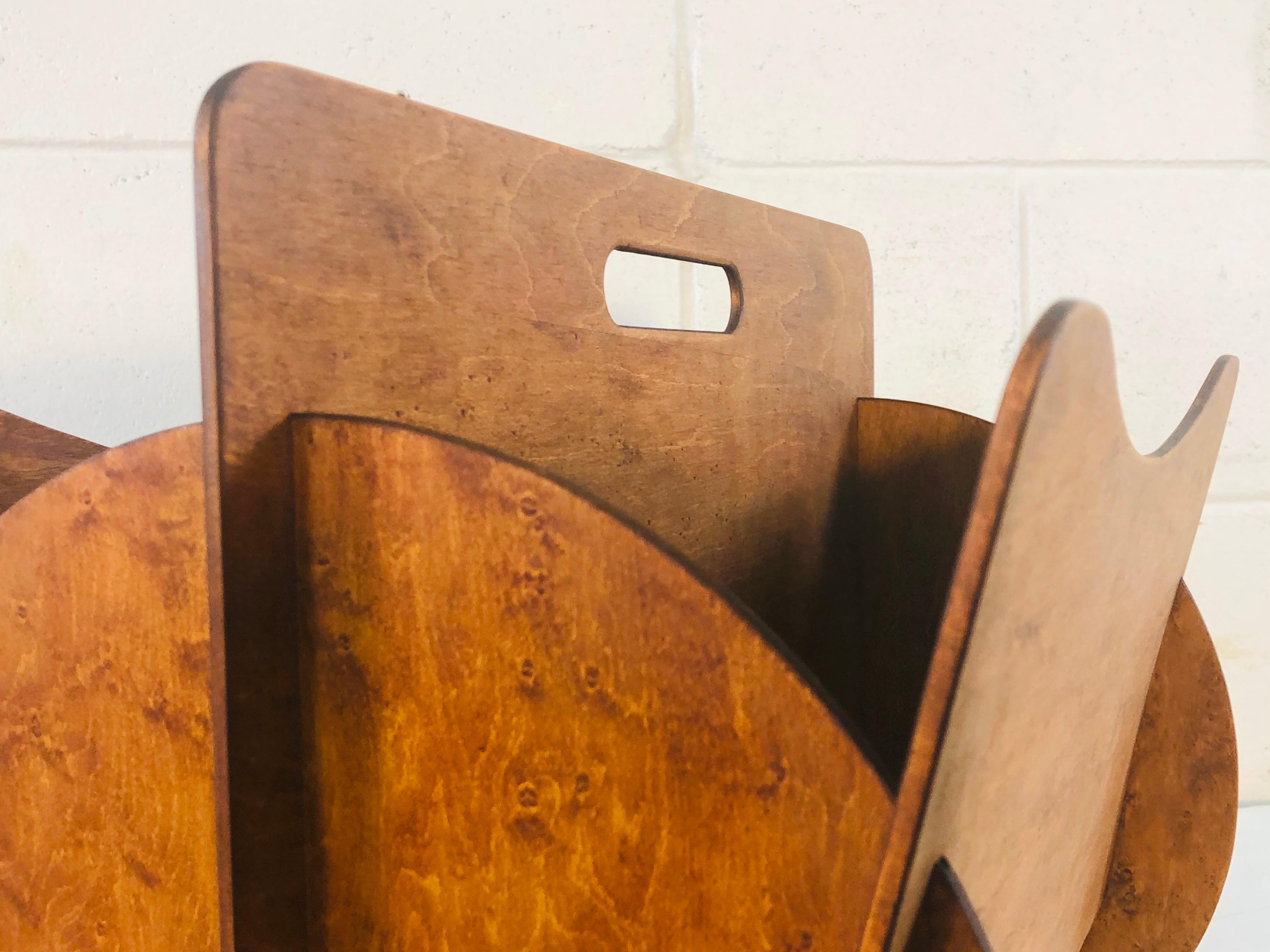 Art Deco Birdseye Maple Wood Magazine Rack In Good Condition For Sale In Amherst, NH