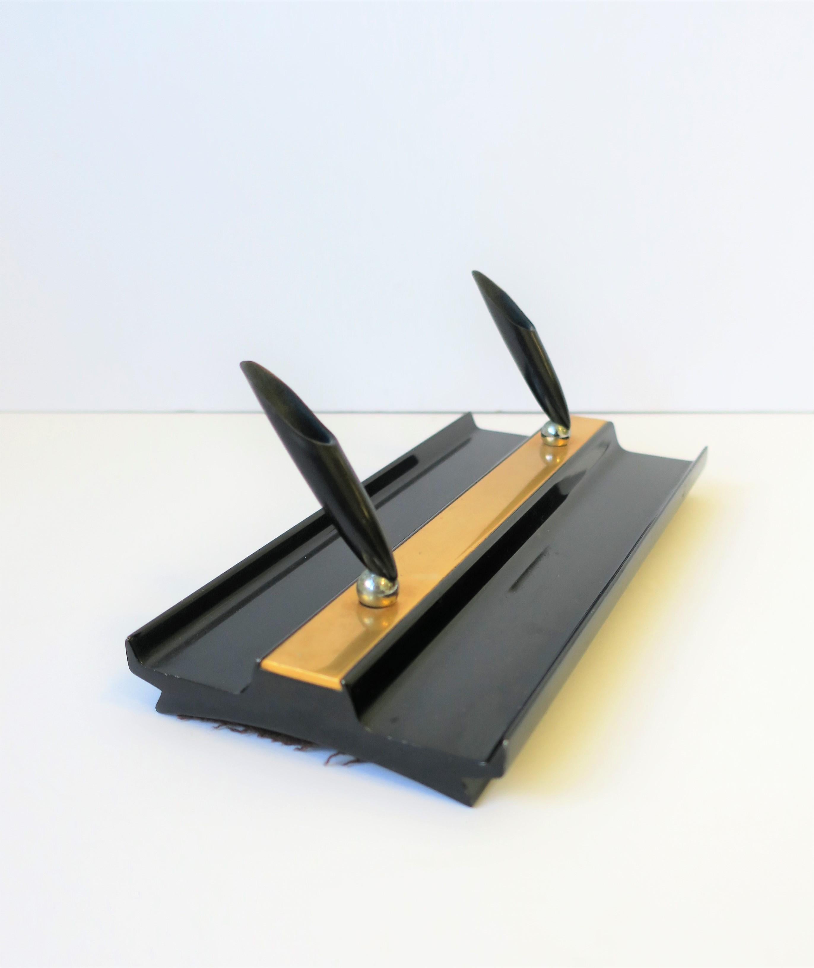 Art Deco Schwarz und Gold Schreibtisch Stifthalter (amerikanisch)