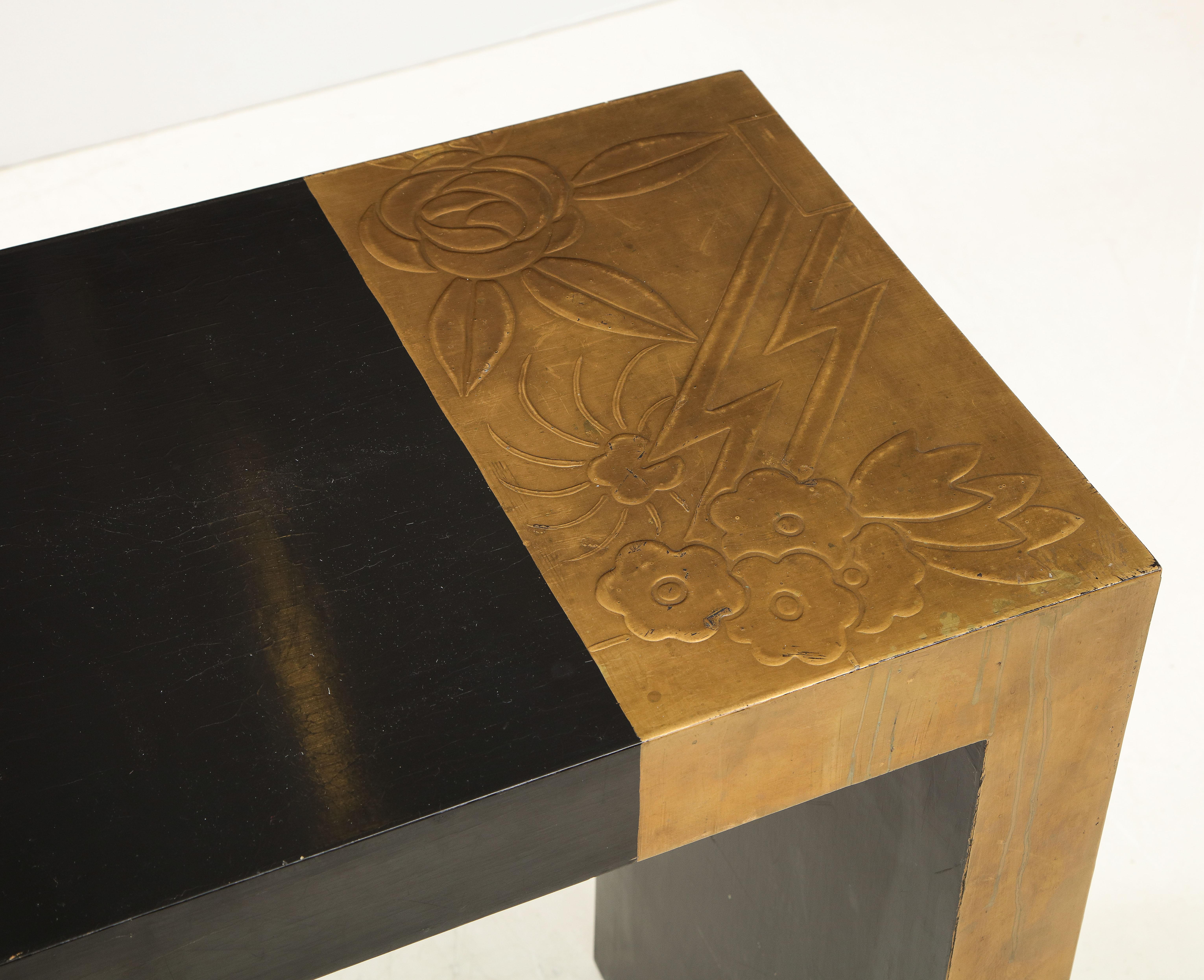 Art Deco Black and Gold Lacquer Console Table 2