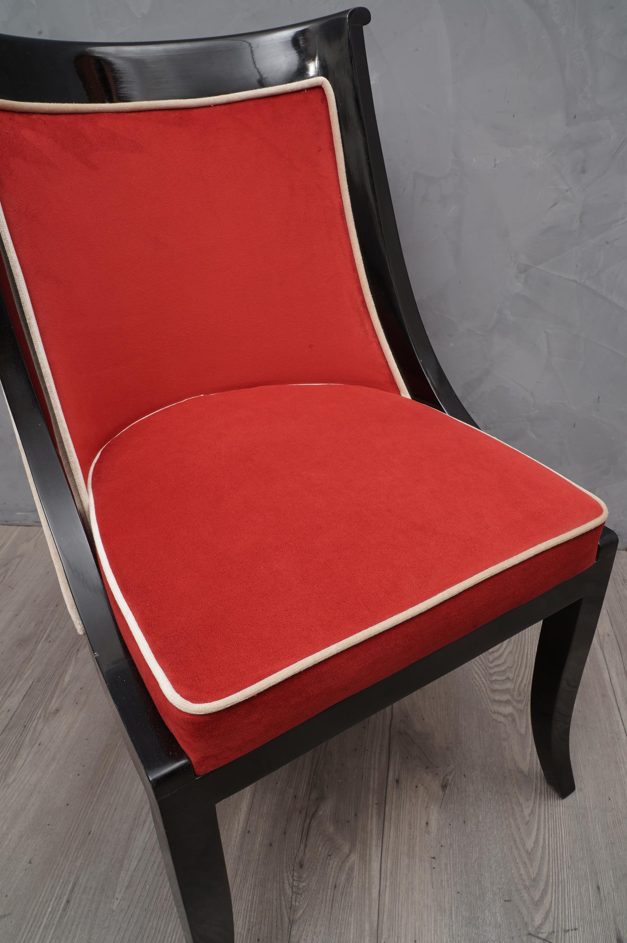 Presented in an elegant red look, these six French chairs have a 