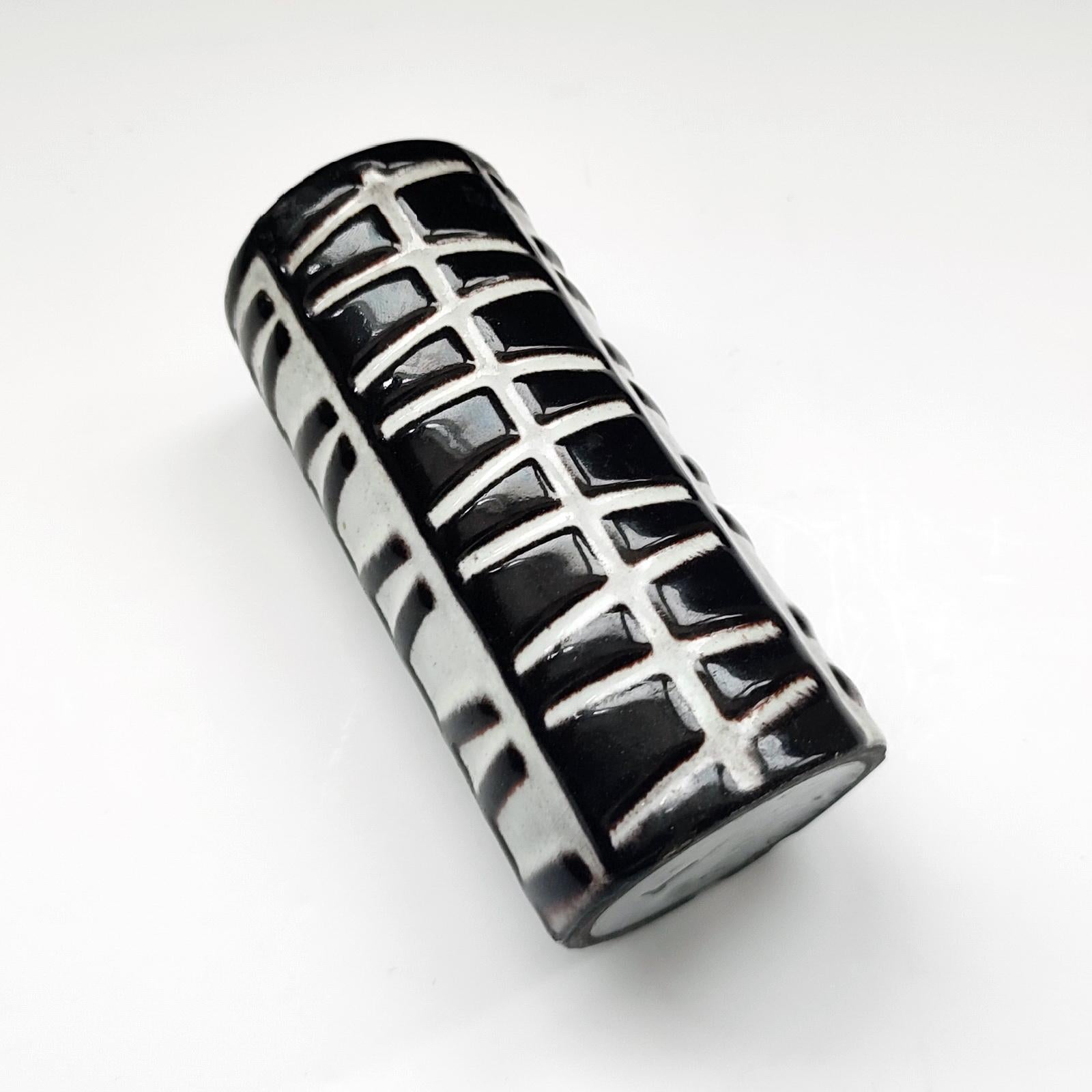 Art Deco Black and White Ceramic Vase by Atterberg for Uppsala Ekeby For Sale 1