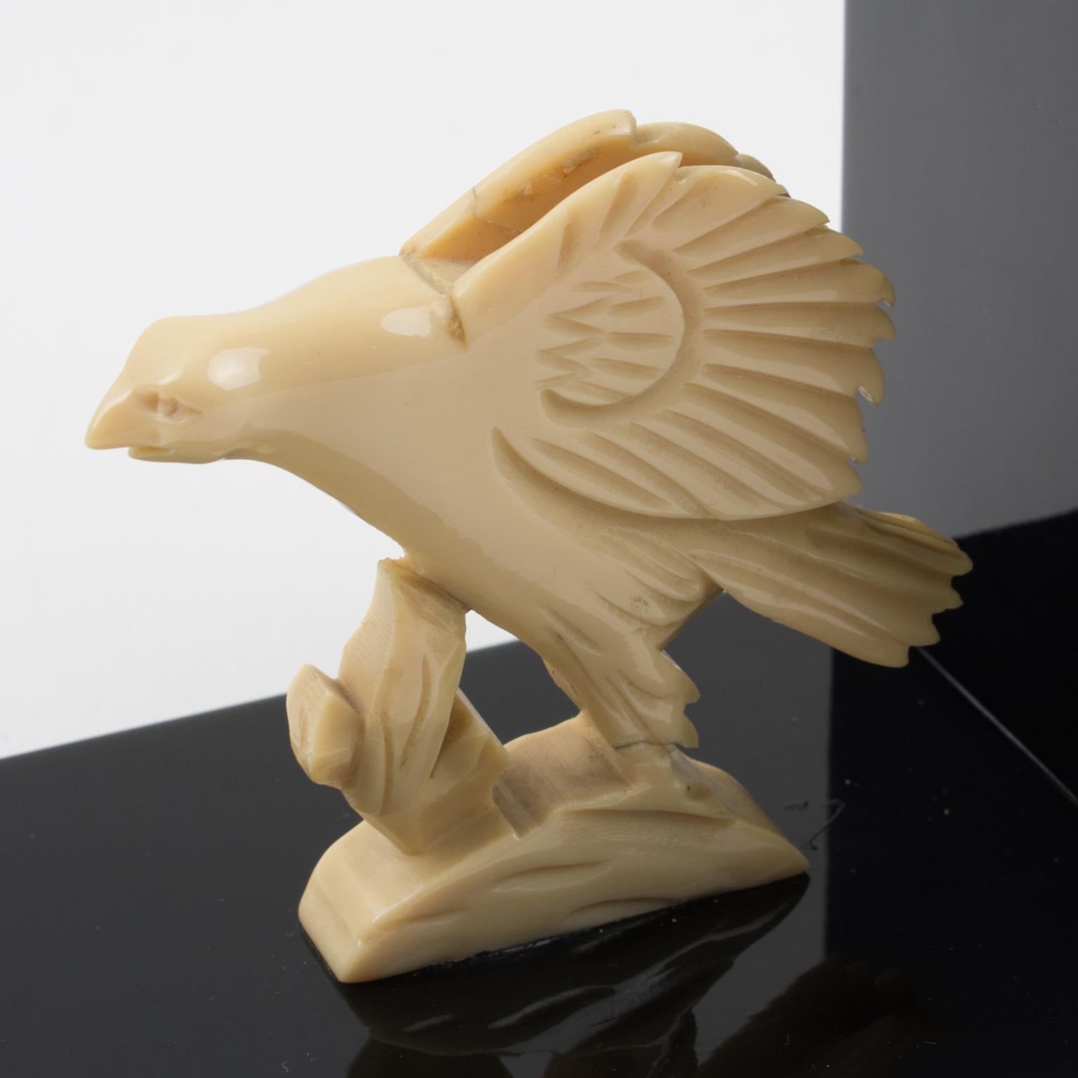 Art Deco Black and White Galalith Eagle Figural Bookends, 1930s For Sale 4