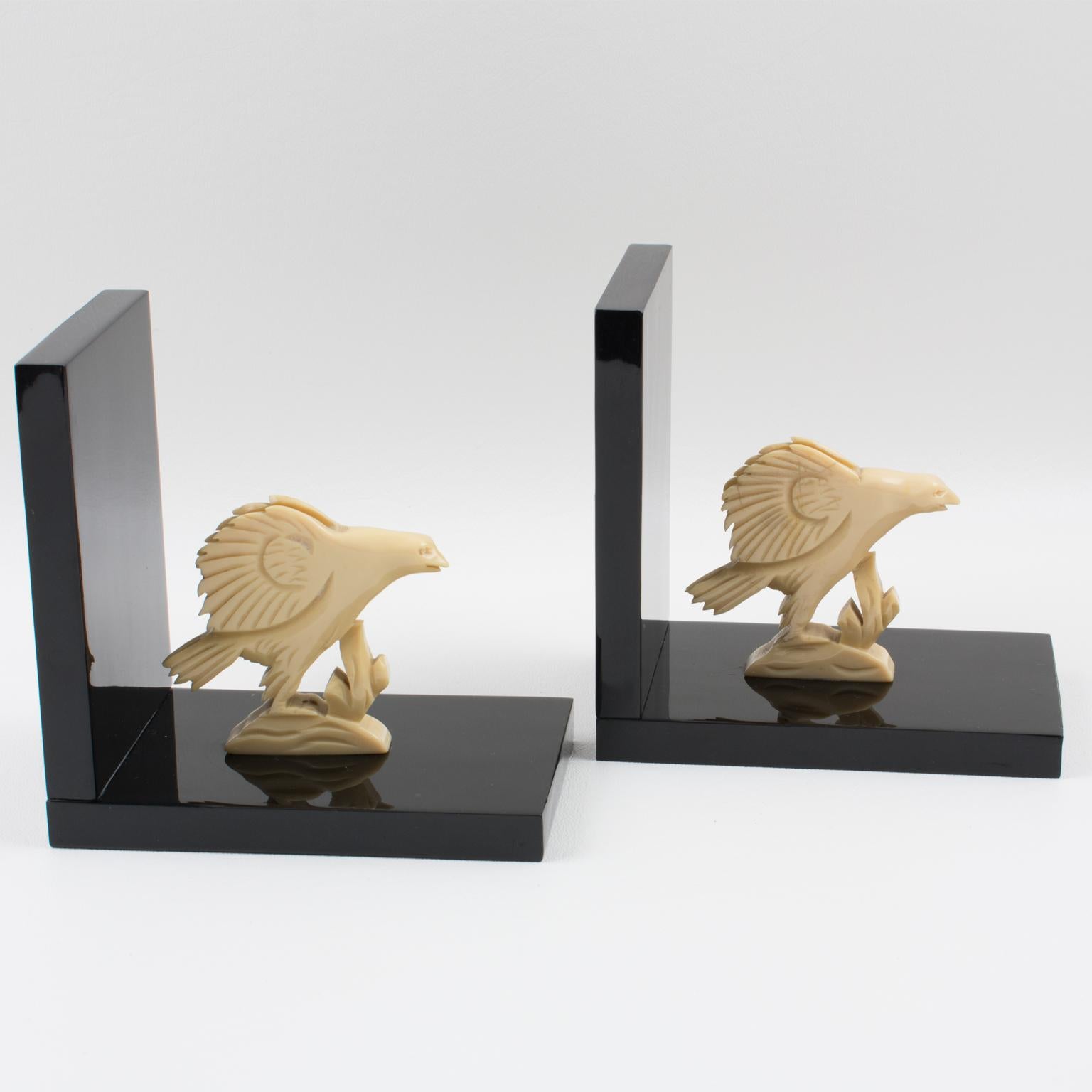 Art Deco Black and White Galalith Eagle Figural Bookends, 1930s For Sale 8