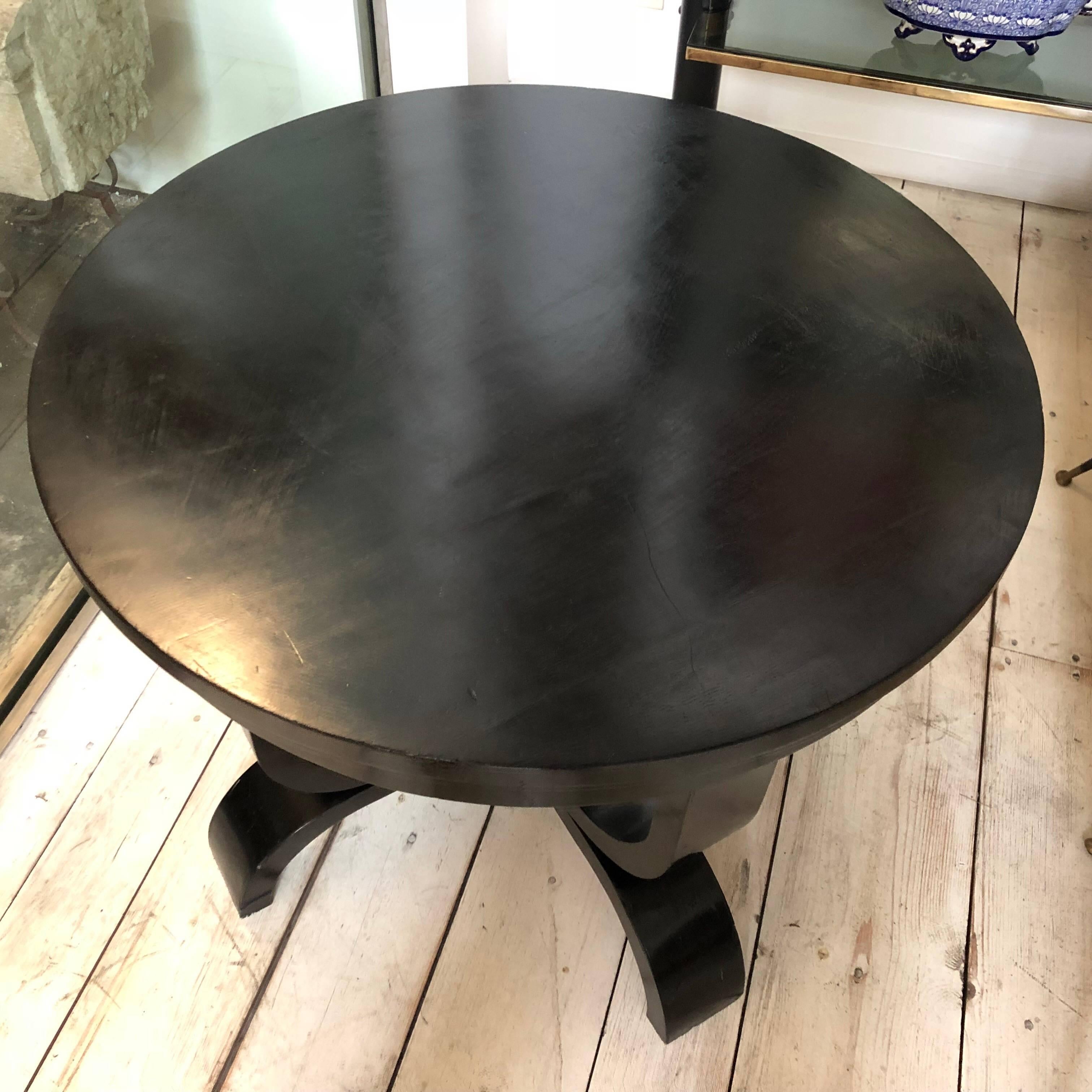 Art Deco French Black and White Painted Wood Side Table circa 1930 8