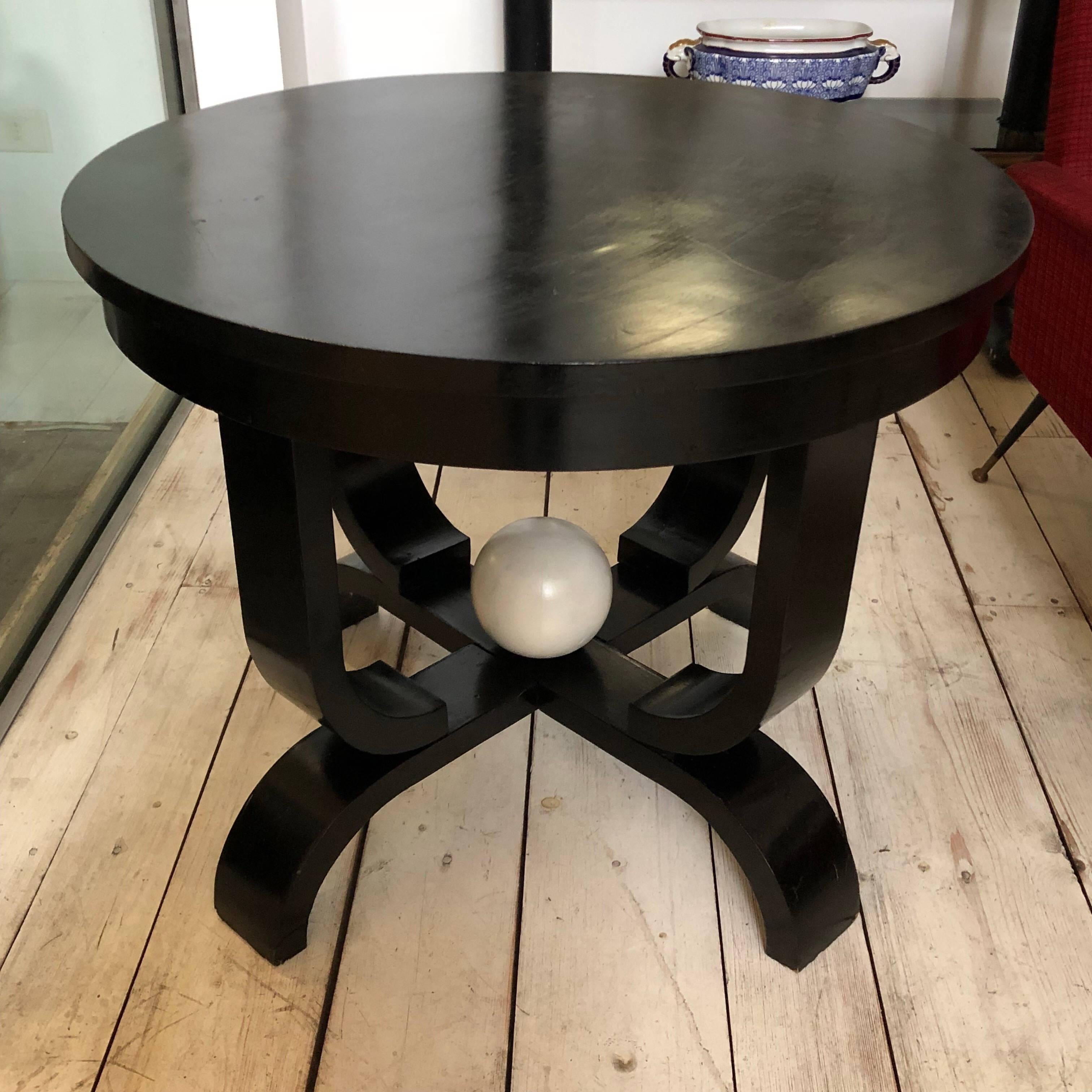 Art Deco French Black and White Painted Wood Side Table circa 1930 9