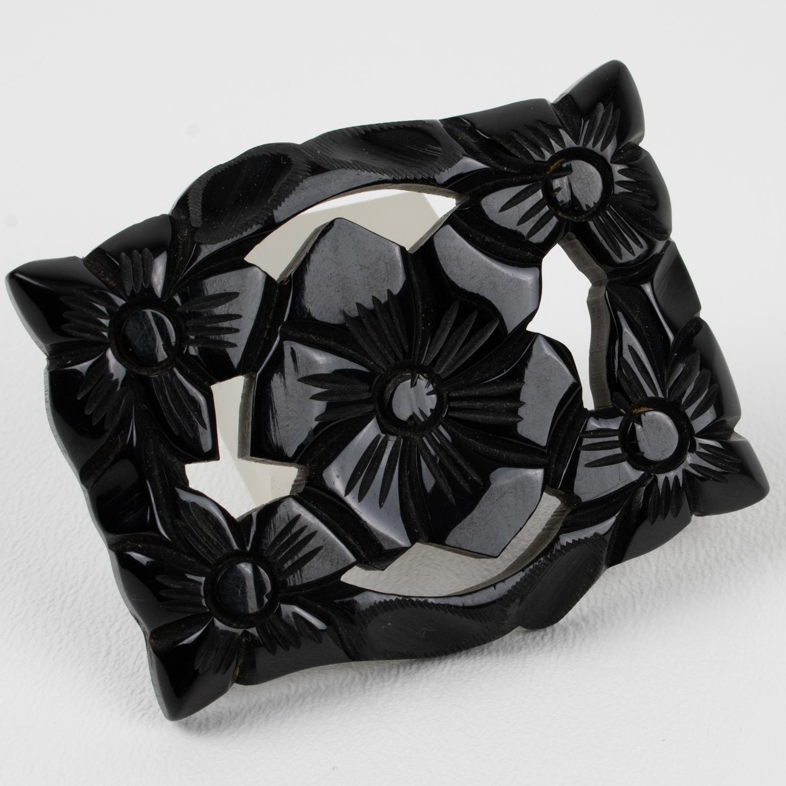 Art Deco Bakelite Brooch with Floral Carving For Sale 2
